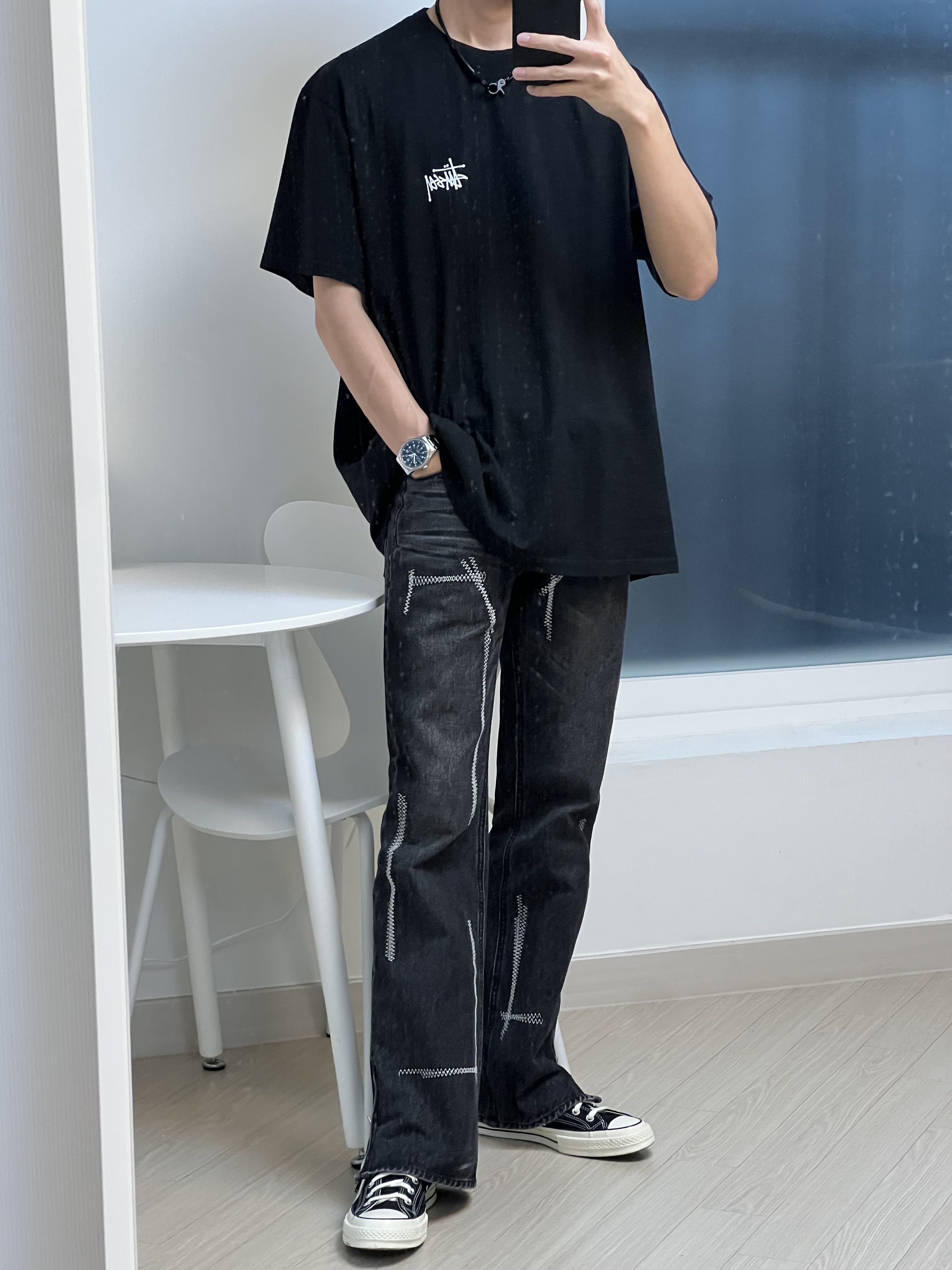 Stussy Basic Stussy Pigment Dyed T-Shirt Black 2022, Converse Chuck 70 Hi Black 착용 스타일