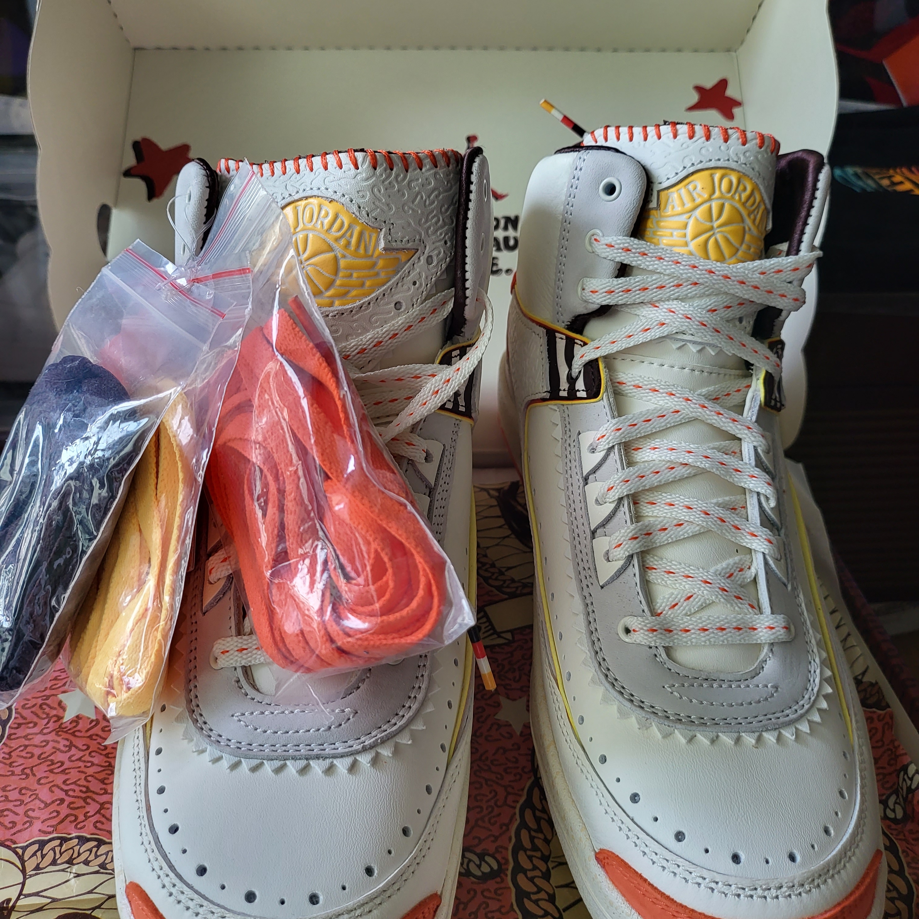 Jordan 2 x Maison Chateau Rouge Retro SP Orange and Sail 착용 스타일 - 1