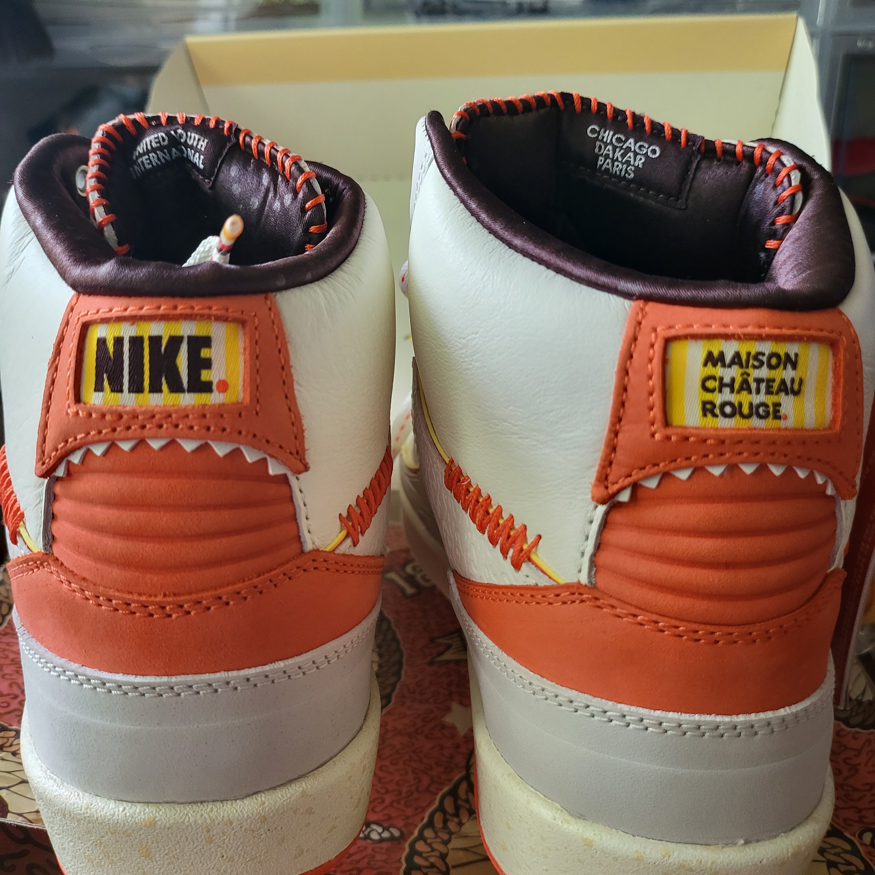 Jordan 2 x Maison Chateau Rouge Retro SP Orange and Sail 착용 스타일 - 3