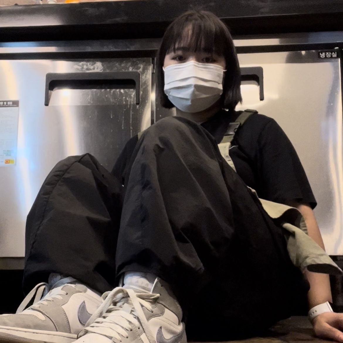 Sansan Gear Side Snap Pants Black 착용 스타일
