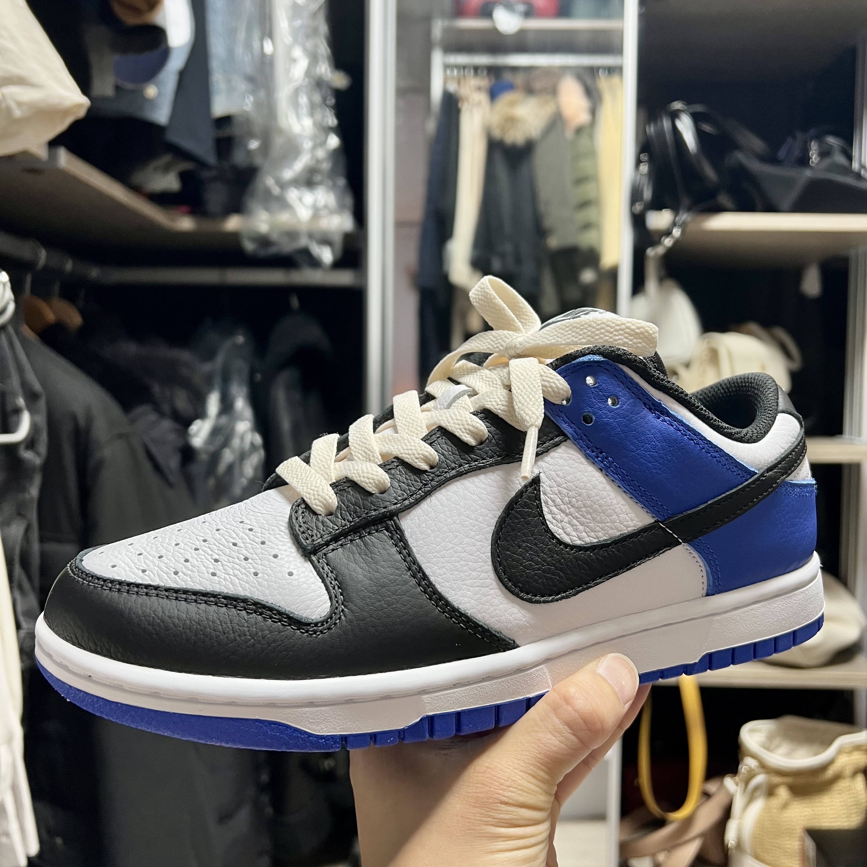 Jordan 1 x Travis Scott x Fragment Retro Low OG SP Military Blue, Nike Dunk Low SP Kentucky 2020 착용 스타일 - 1