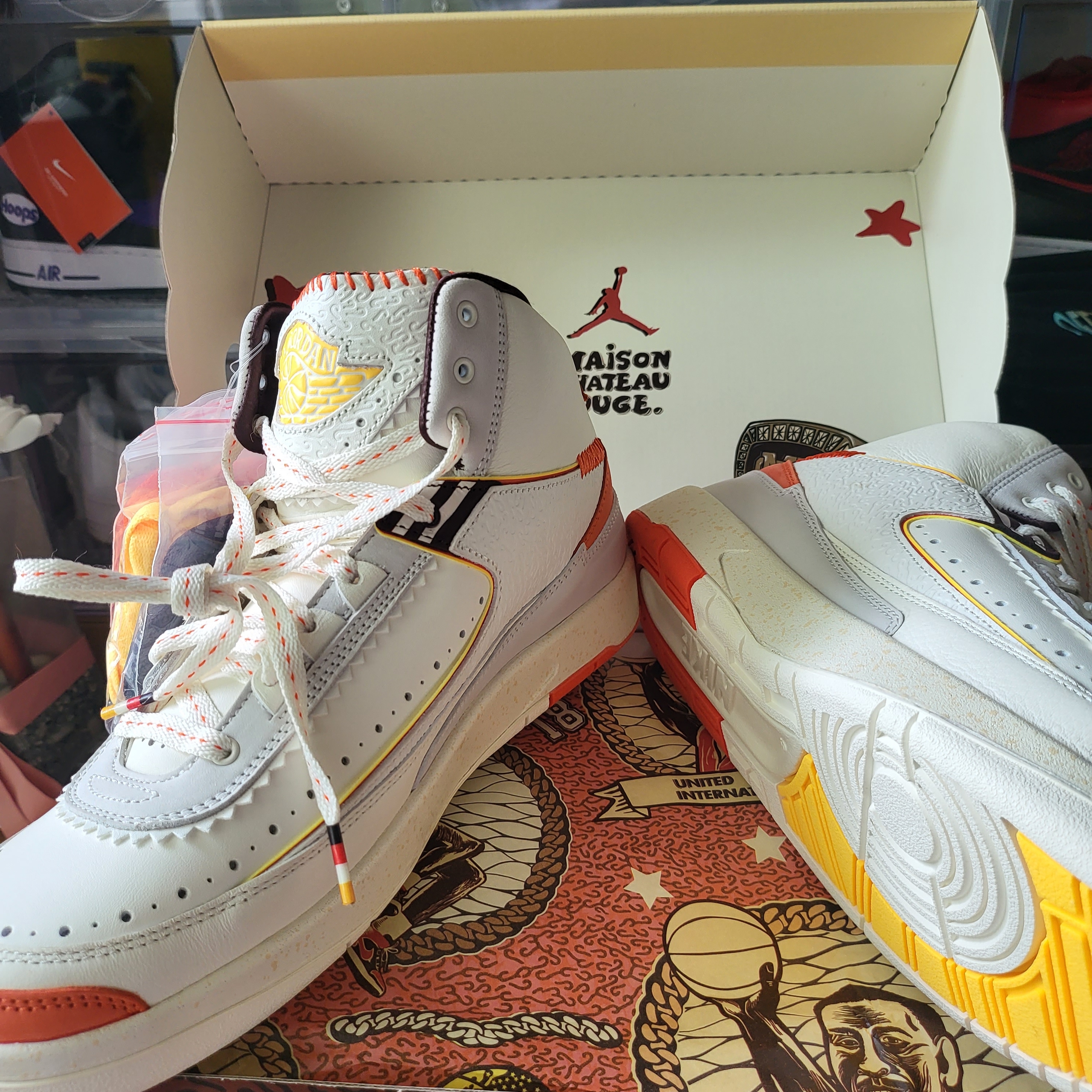 Jordan 2 x Maison Chateau Rouge Retro SP Orange and Sail 착용 스타일 - 2