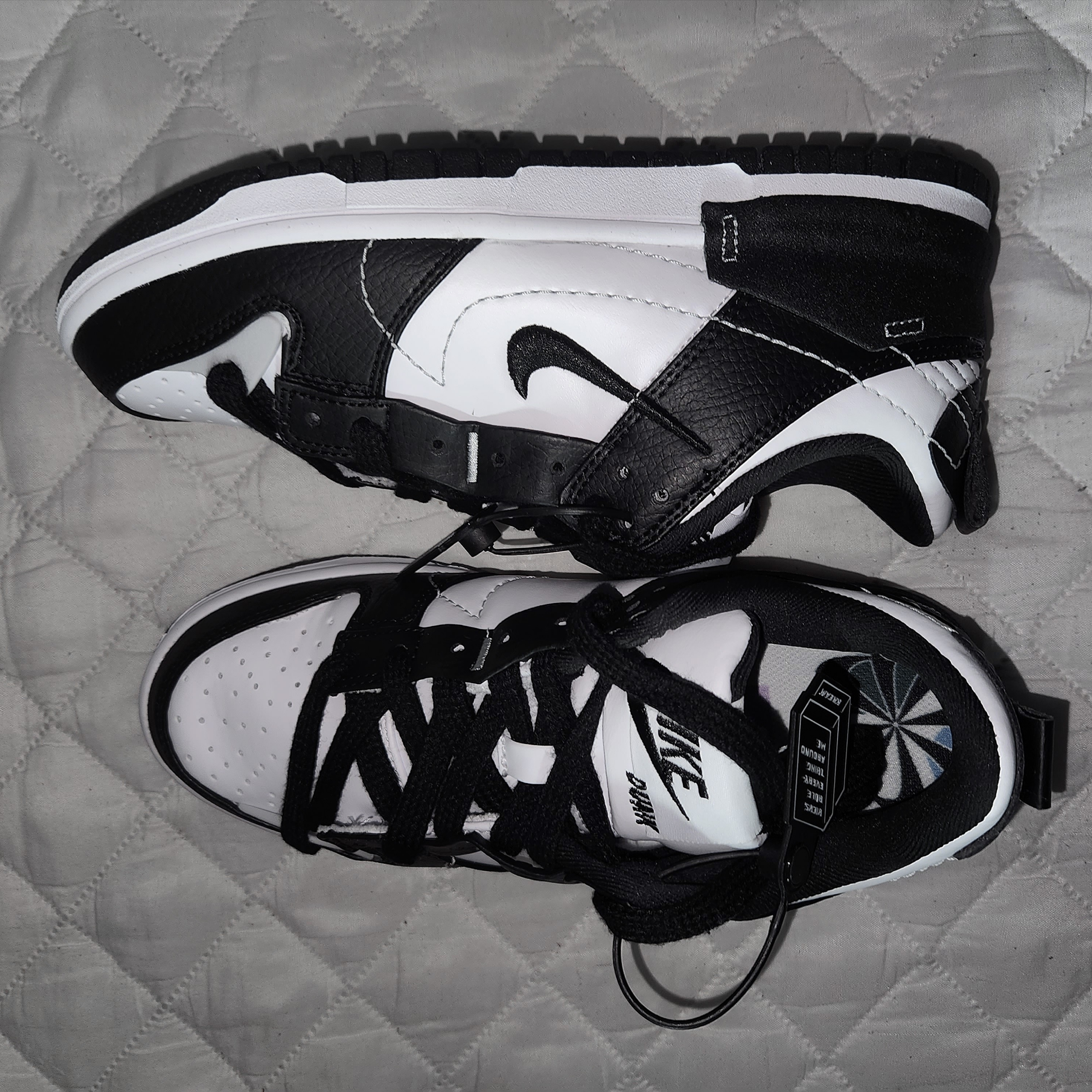 (W) Nike Dunk Low Disrupt 2 Black White 착용 스타일 - 5