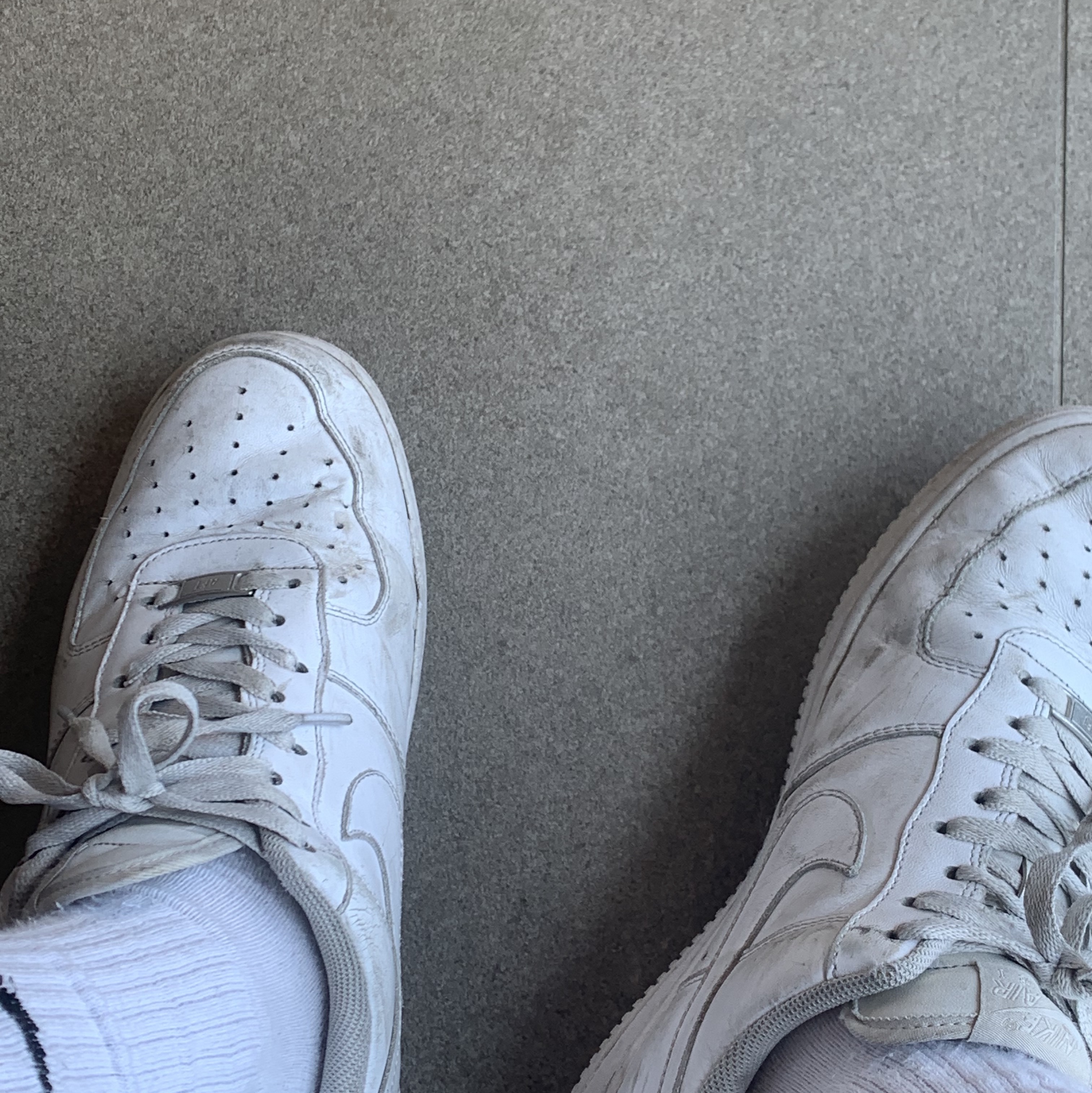 Nike Air Force 1 '07 Low White 착용 스타일 - 2