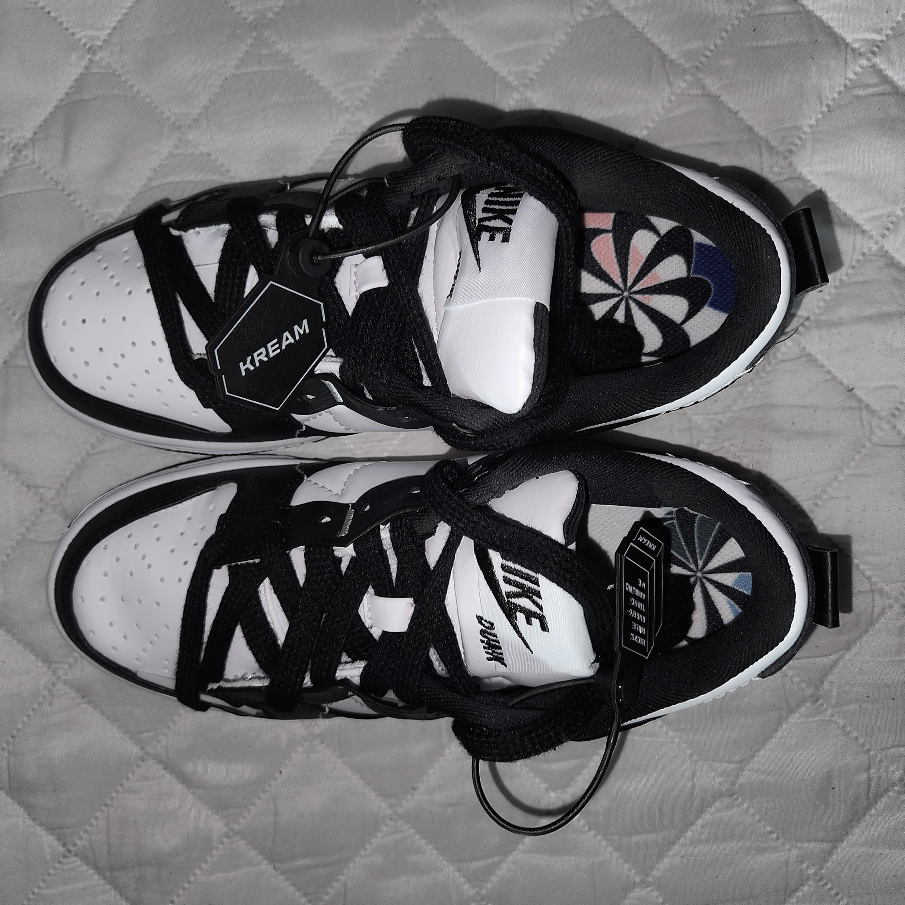 (W) Nike Dunk Low Disrupt 2 Black White 착용 스타일 - 4