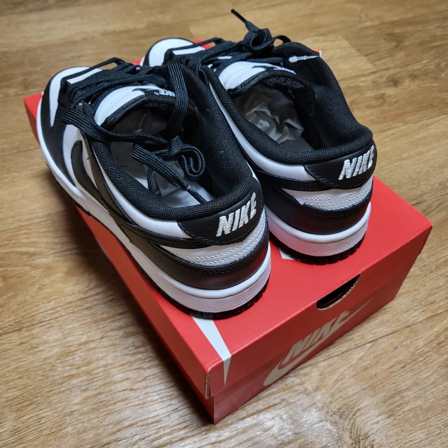 Nike Dunk Low Retro Black 착용 스타일 - 4