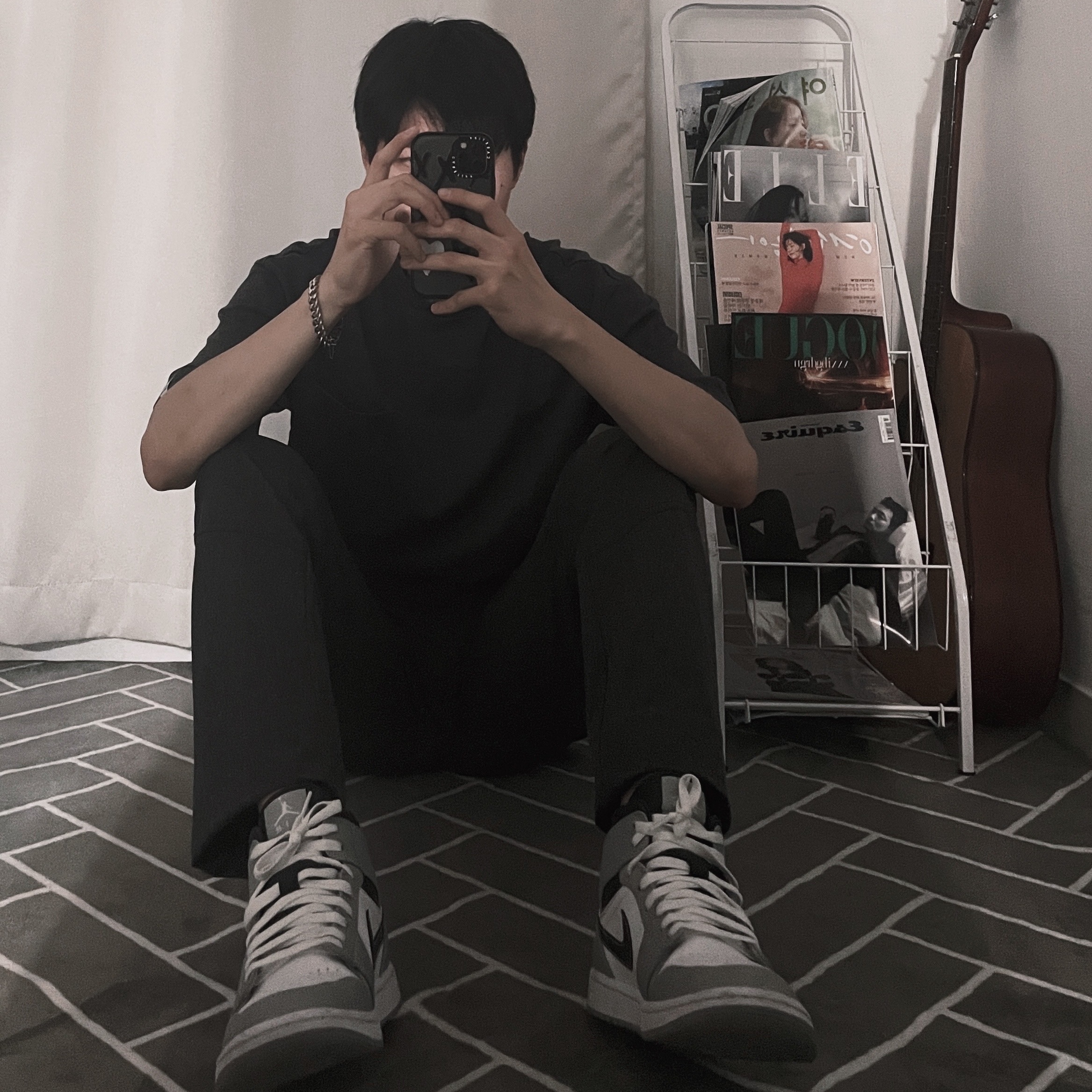 Jordan 1 Mid Light Smoke Grey Anthracite 착용 스타일