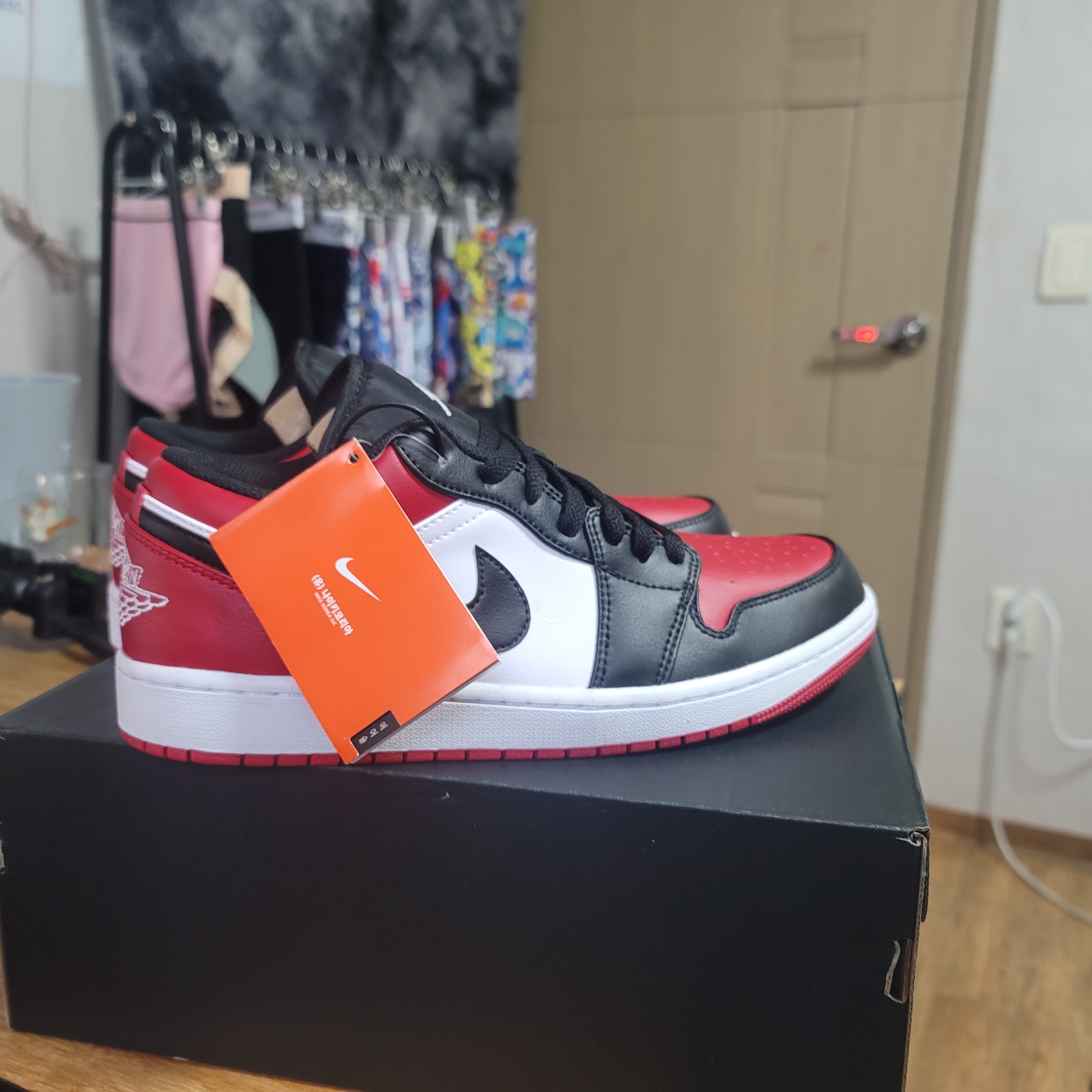 Jordan 1 Low Bred Toe 착용 스타일