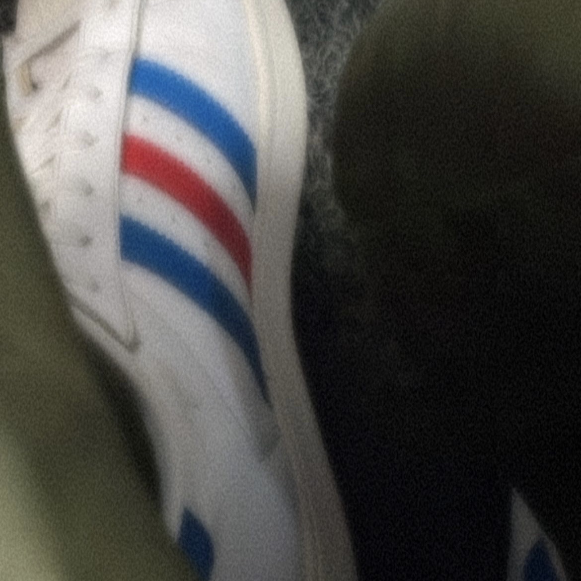 Adidas Superstar Premium White Black, Adidas Adimatic Green 착용 스타일 - 2