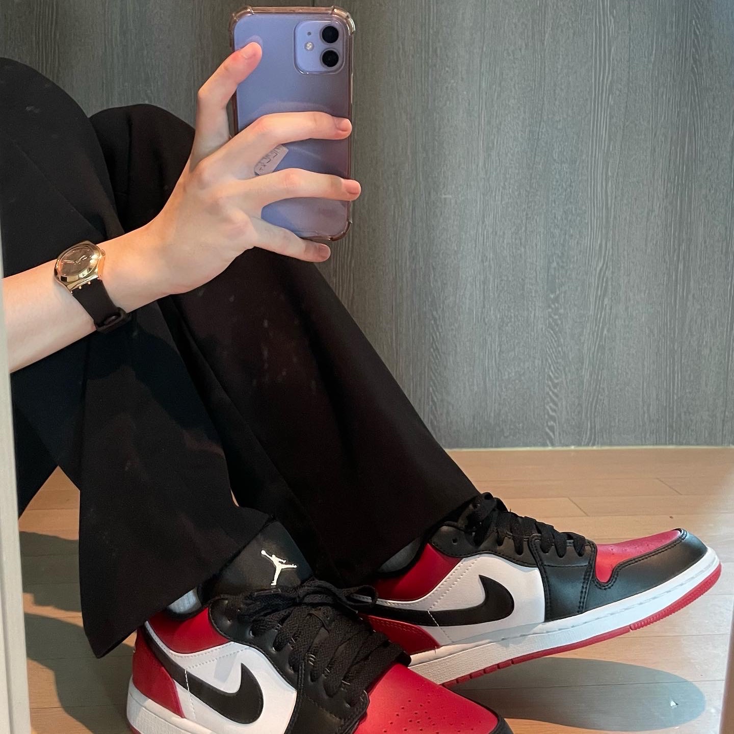 Jordan 1 Low Bred Toe 착용 스타일 - 3
