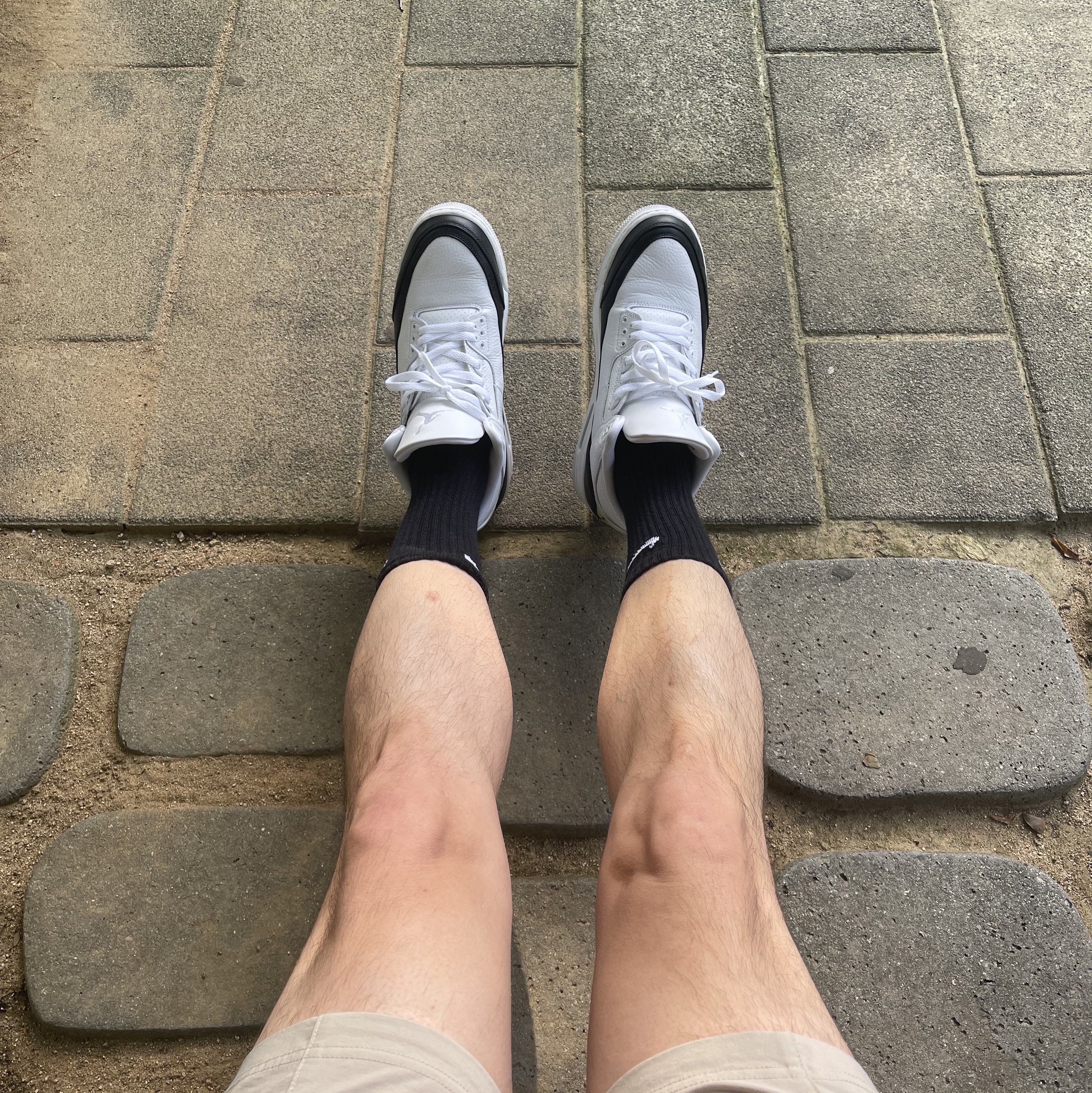 Jordan 3 x Fragment Retro SP White Black 착용 스타일 - 1