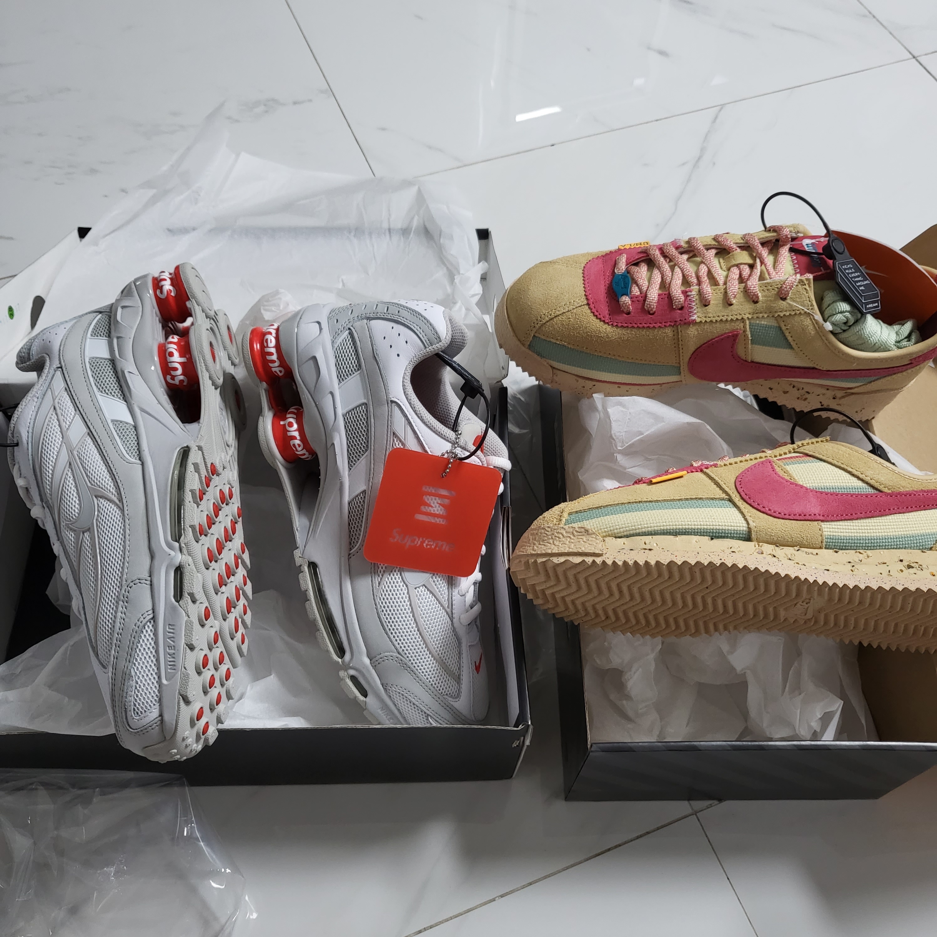 Nike x Supreme Shox Ride 2 SP White, Nike x Union Cortez SP Sesame 착용 스타일 - 2