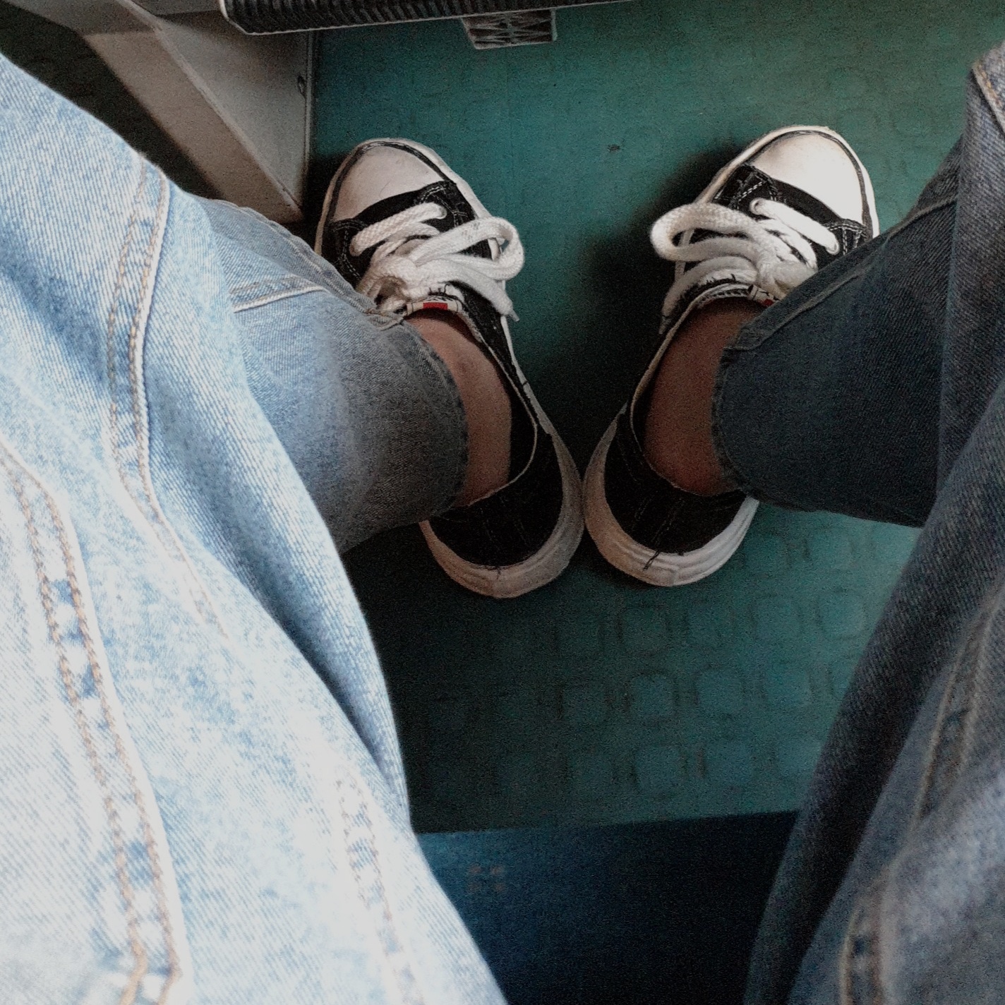 Maison Mihara Yasuhiro Peterson OG Sole Canvas Low Sneakers Black 착용 스타일