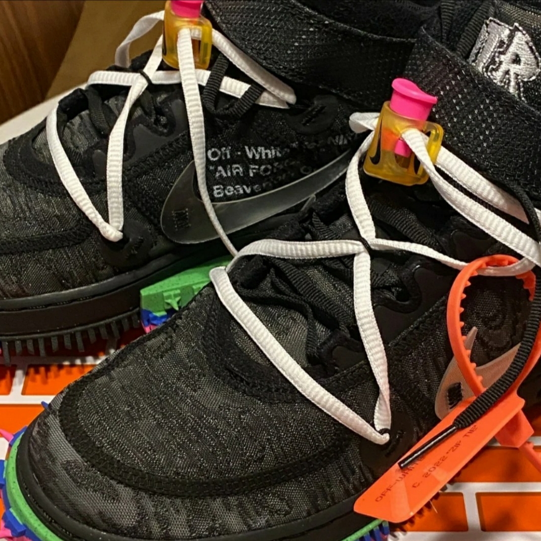 Nike x Off-White Air Force 1 Mid SP Black 착용 스타일 - 1