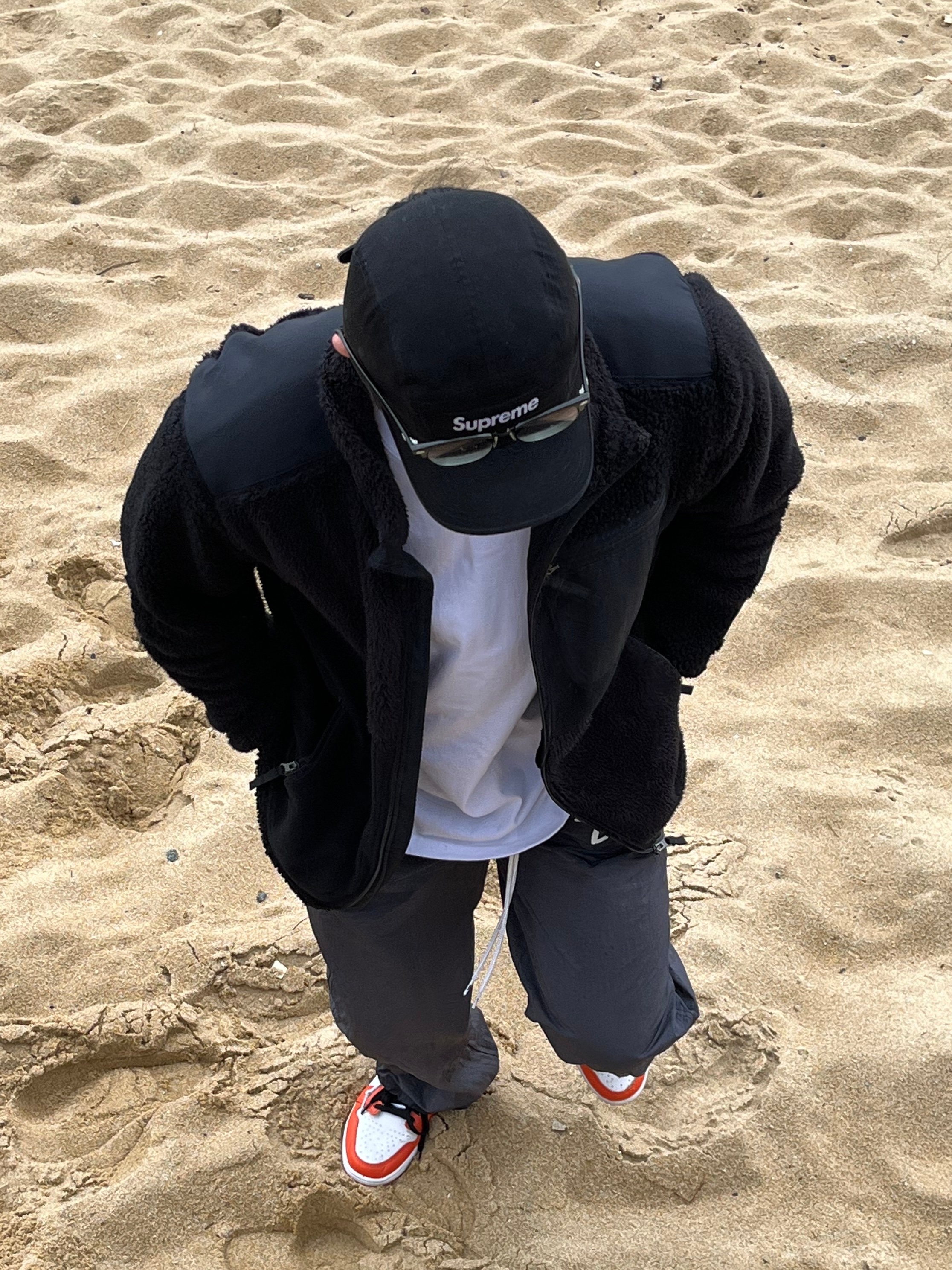 Supreme Washed Chino Twill Camp Cap Black, Nike x Stussy Beach Pants Off Noir 착용 스타일 - 1