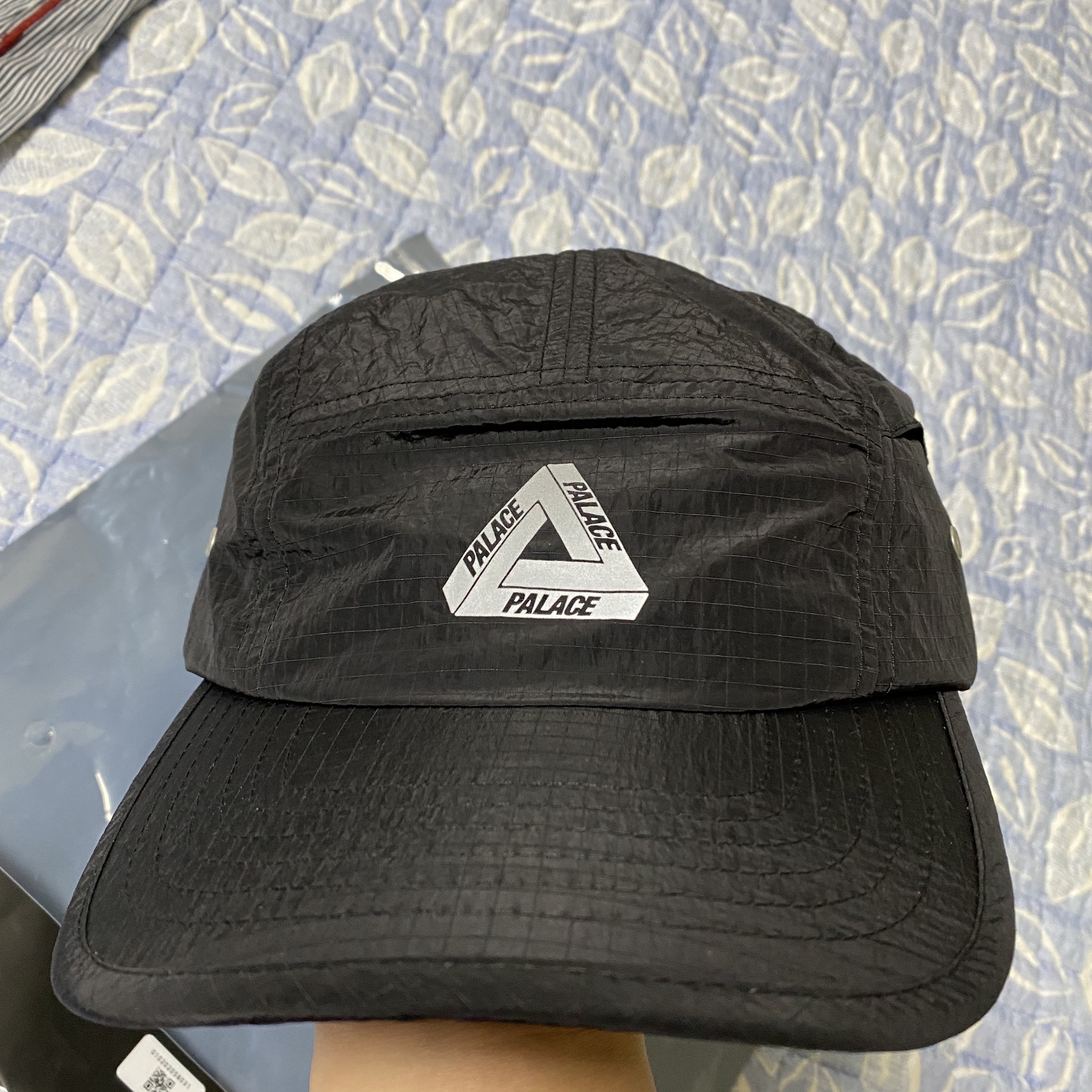 Palace Cripstop Grid 4G Cap Black - 22SS 착용 스타일 - 1