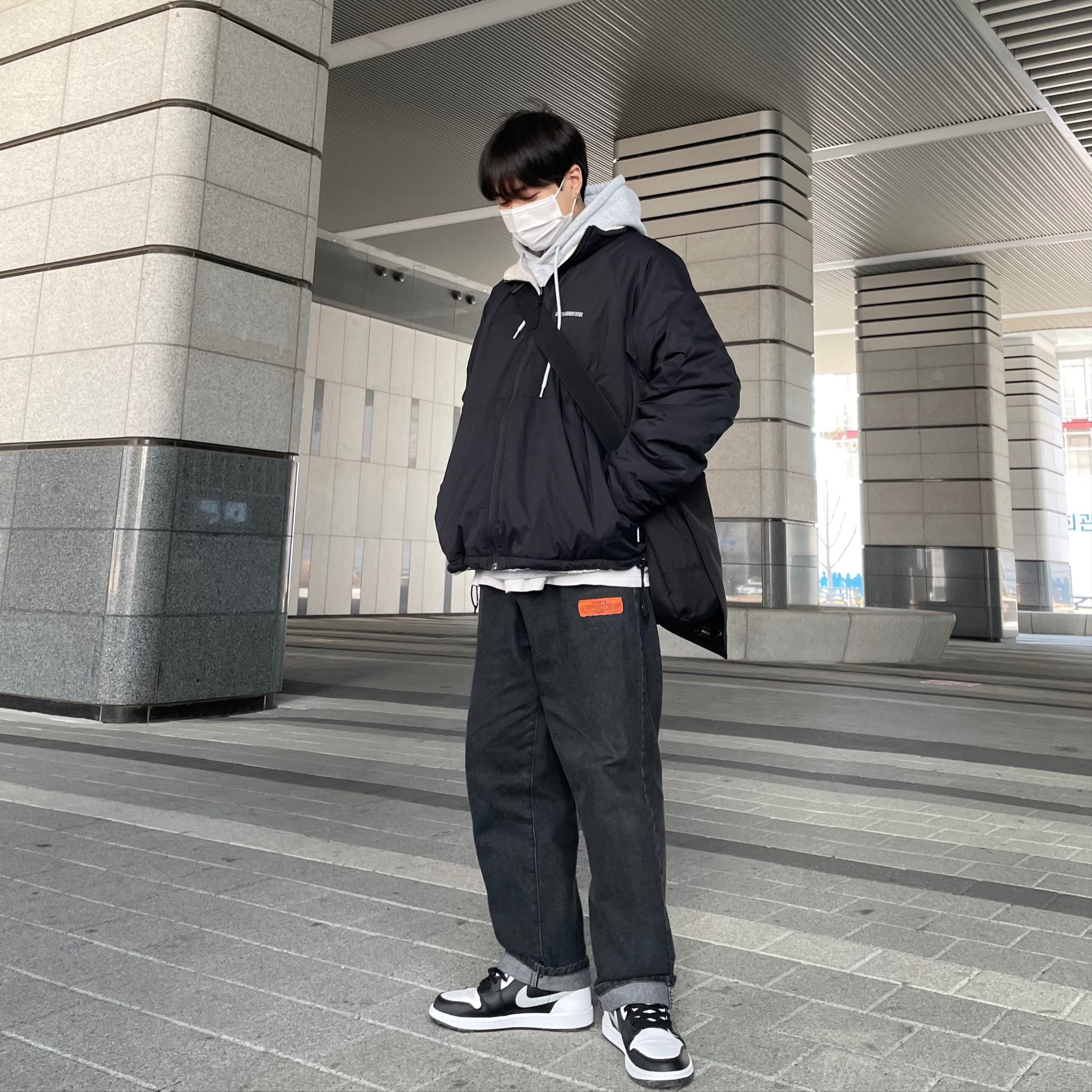 Jordan 1 Mid White Shadow 착용 스타일 - 2