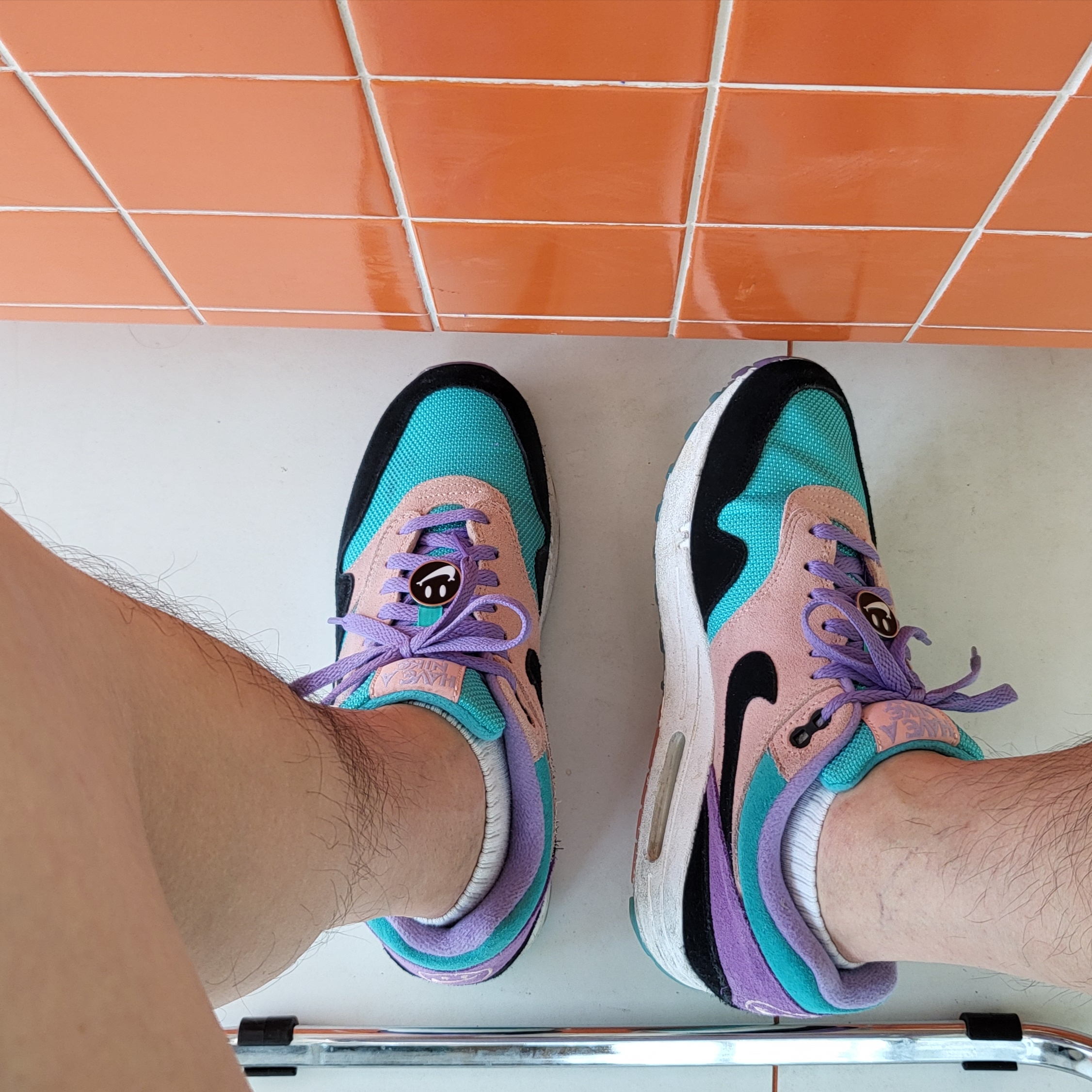 Nike Air Max 1 Have a Nike Day 착용 스타일 - 2