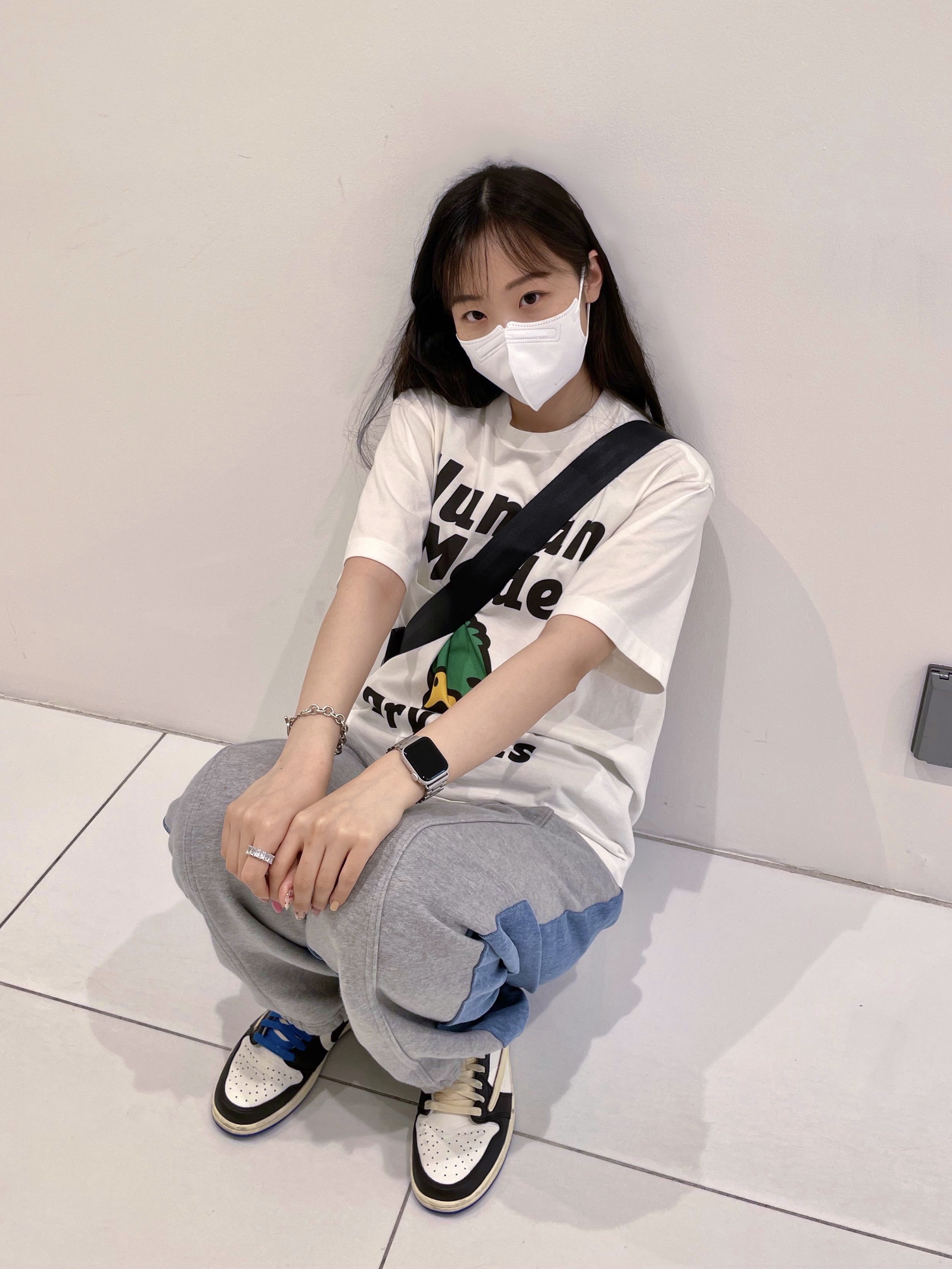 Jordan 1 x Travis Scott x Fragment Retro Low OG SP Military Blue 착용 스타일