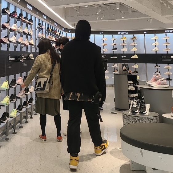 Jordan 1 Retro High OG Pollen 착용 스타일