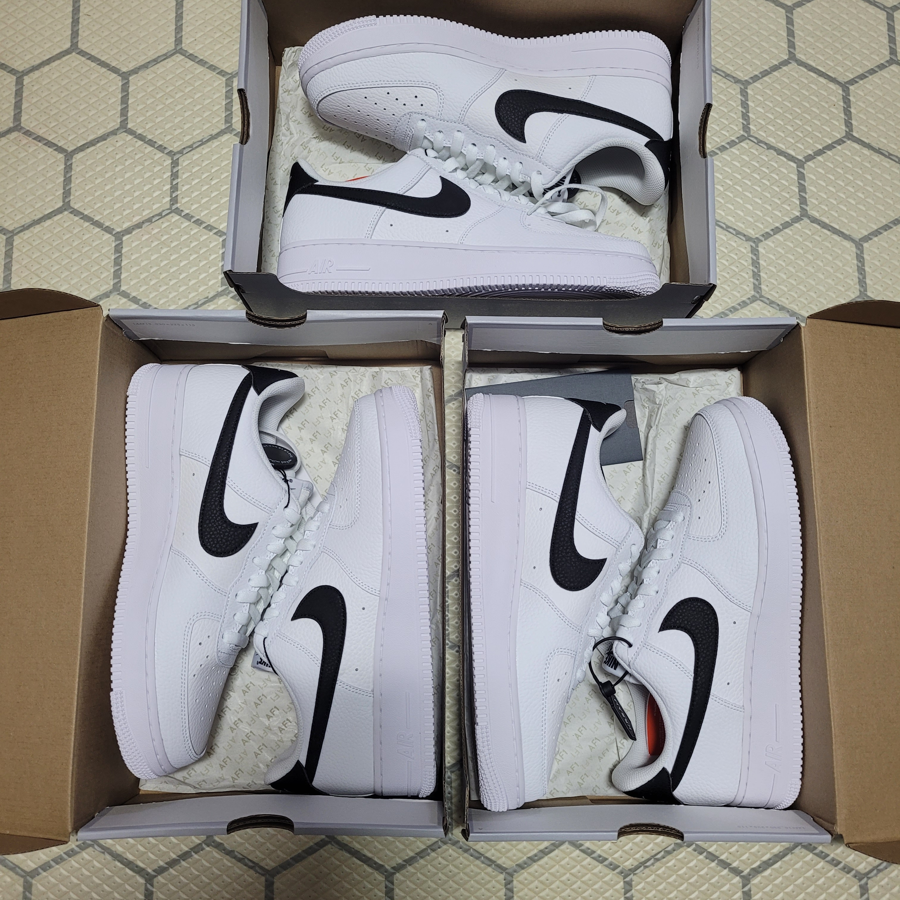 Nike Air Force 1 '07 White Black 착용 스타일