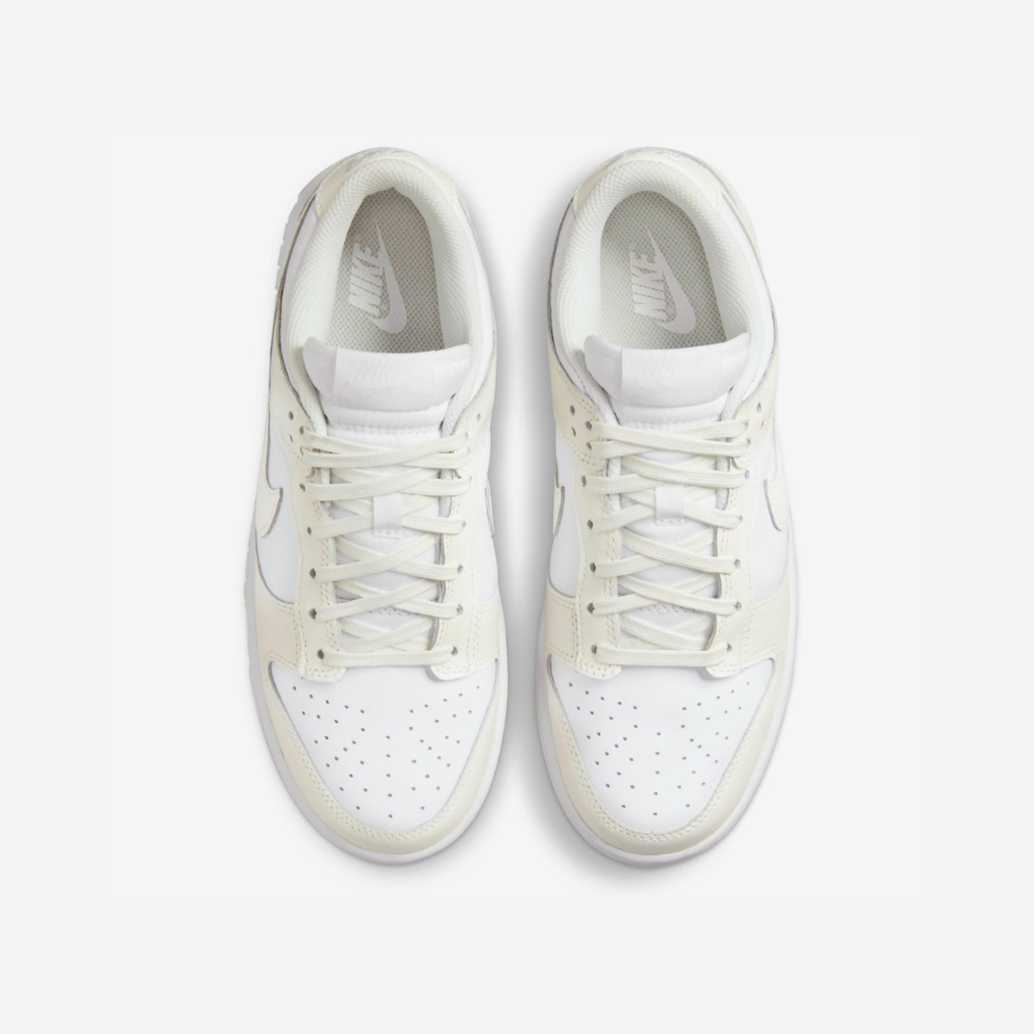 (W) Nike Dunk Low White and Sail 착용 스타일 - 4