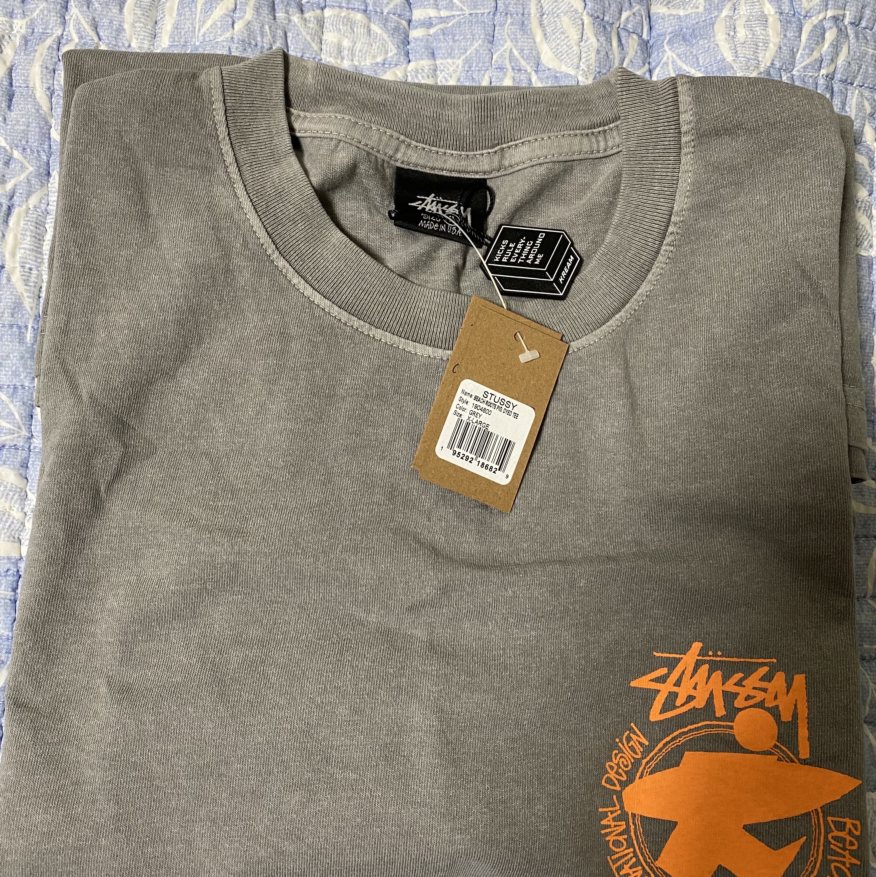 Stussy Beach Roots T-Shirt Grey 착용 스타일 - 1