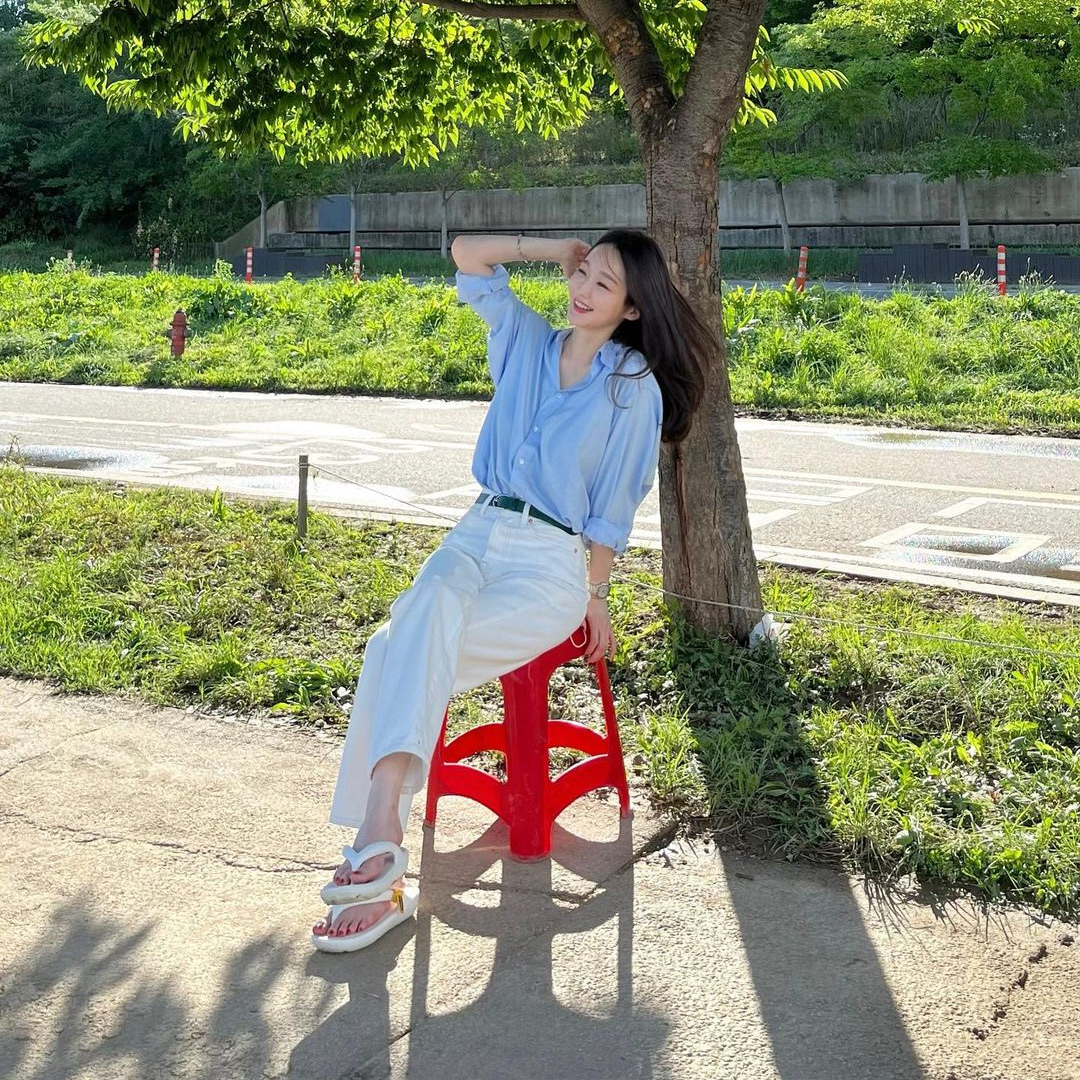 New Balance x Taw&Toe Flip Flop Ivory 착용 스타일 - 2