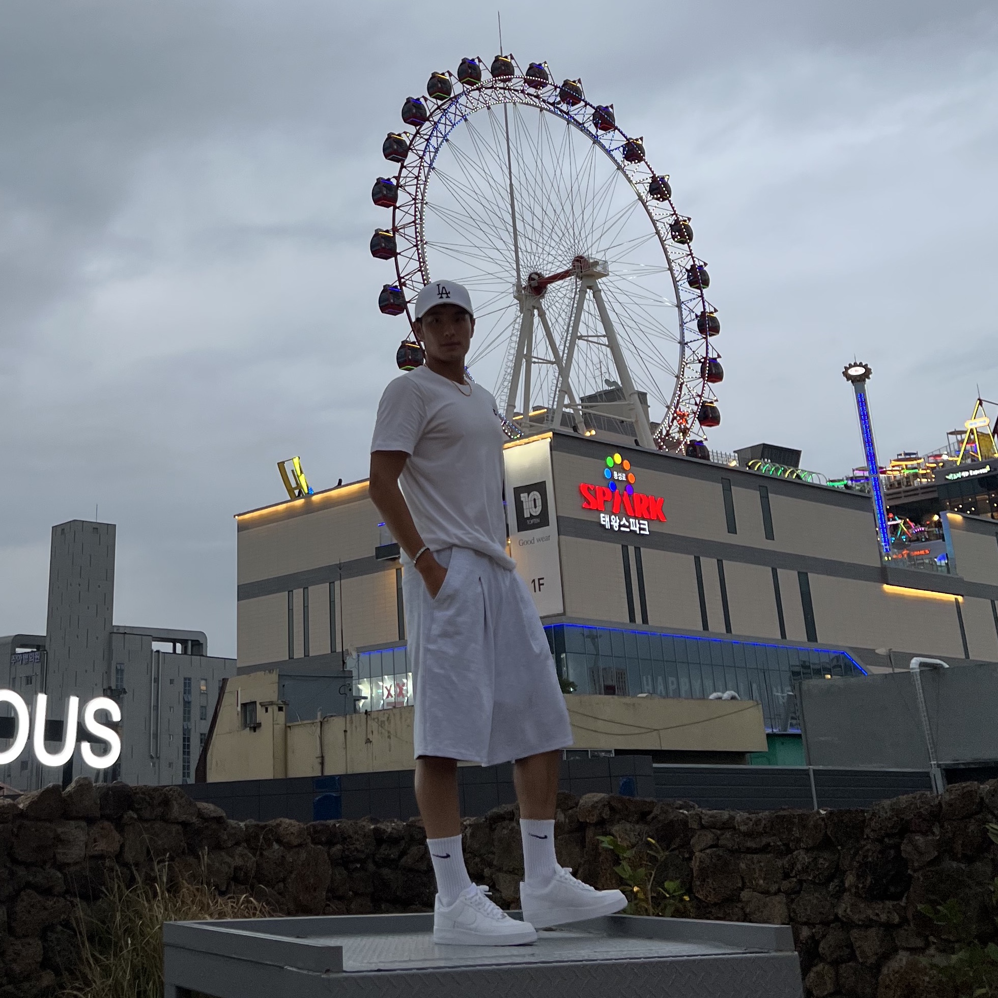 Nike Air Force 1 '07 Low White 착용 스타일 - 2
