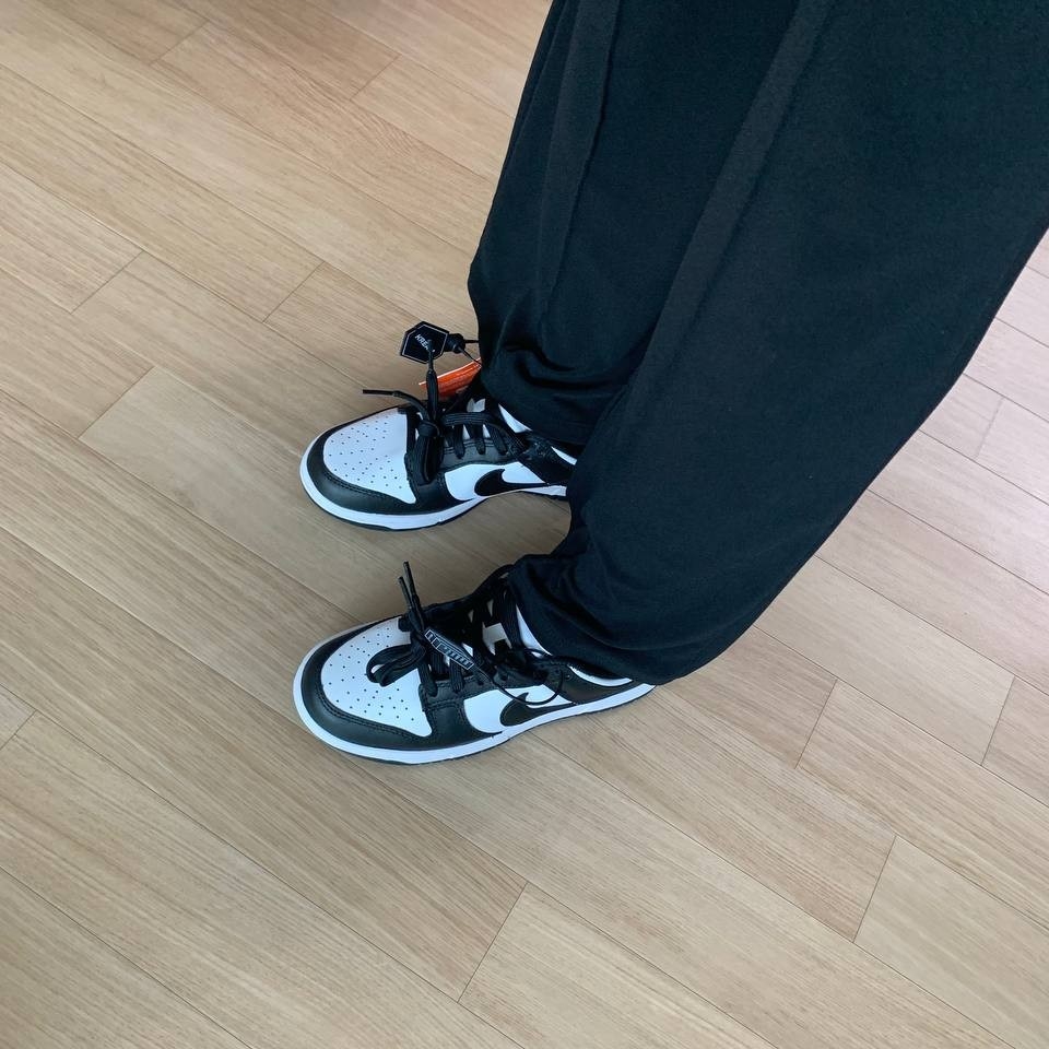 (W) Nike Dunk Low Black 착용 스타일