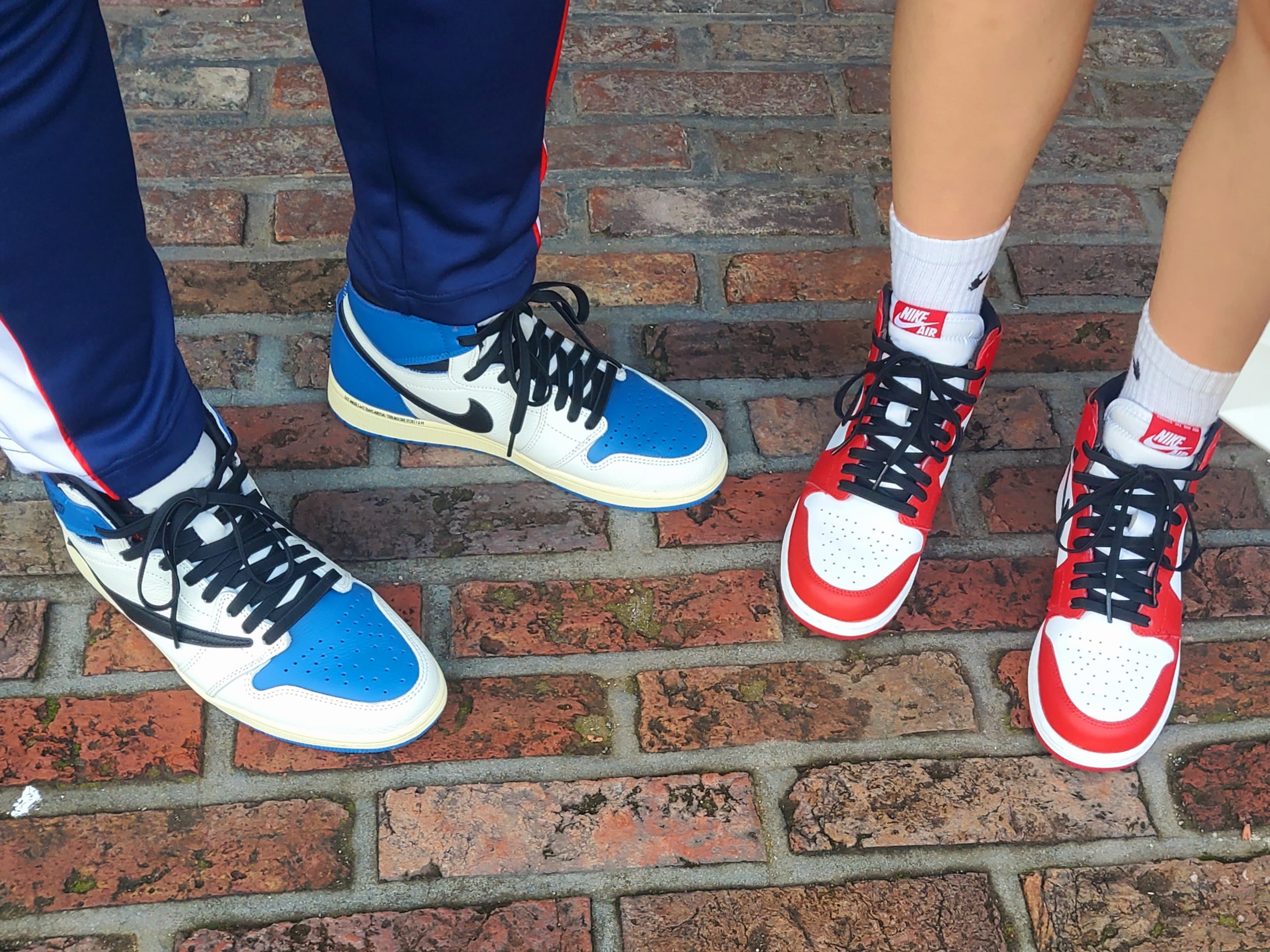 Jordan 1 x Travis Scott x Fragment Retro High OG SP Military Blue, (GS) Jordan 1 Retro High OG Chicago 2015 착용 스타일