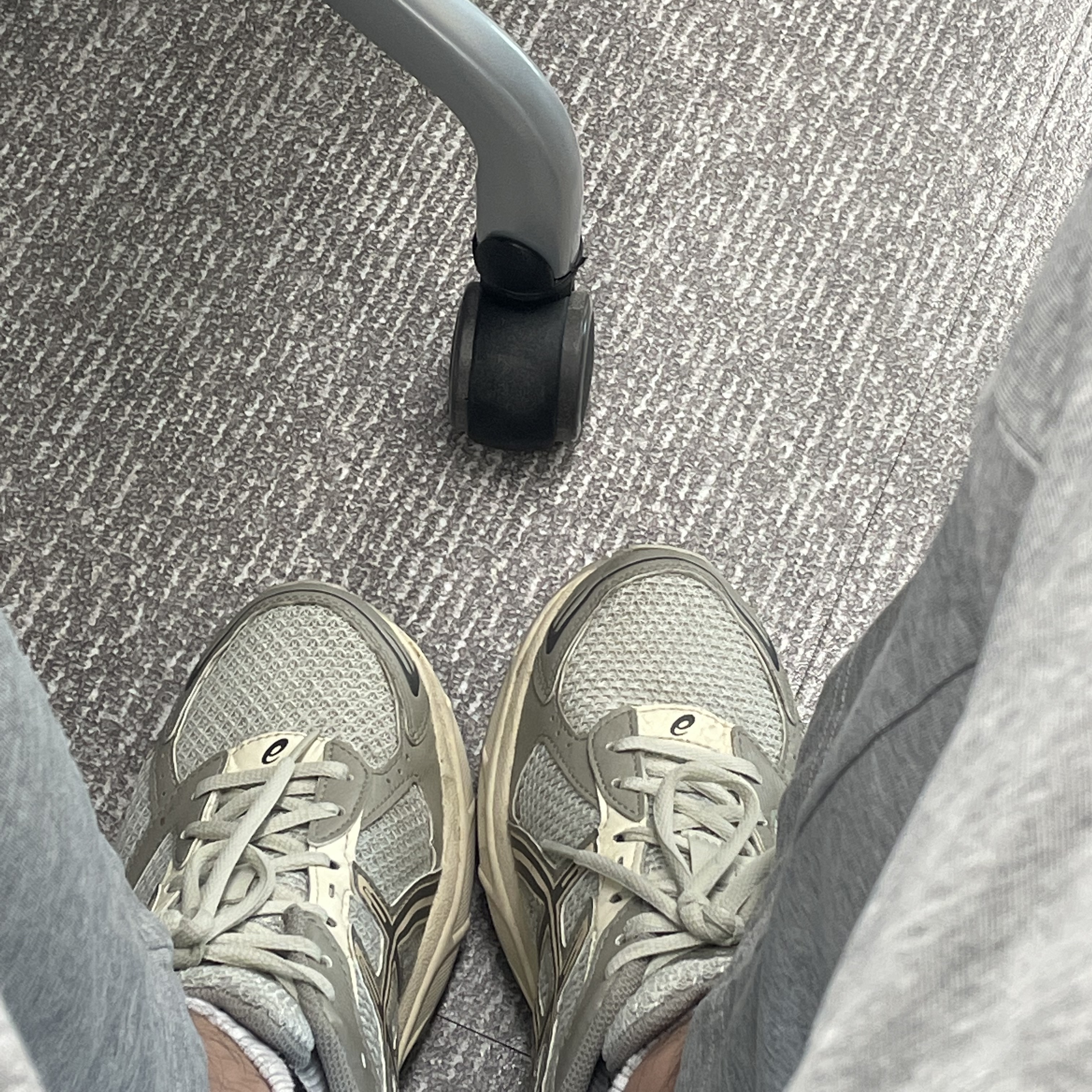 Asics x I4P Gel-1130 Glacier Grey Mink 착용 스타일
