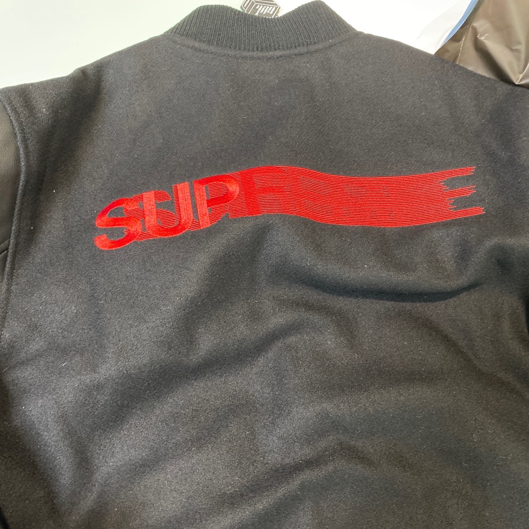 Supreme Motion Logo Varsity Jacket Black - 18FW 착용 스타일