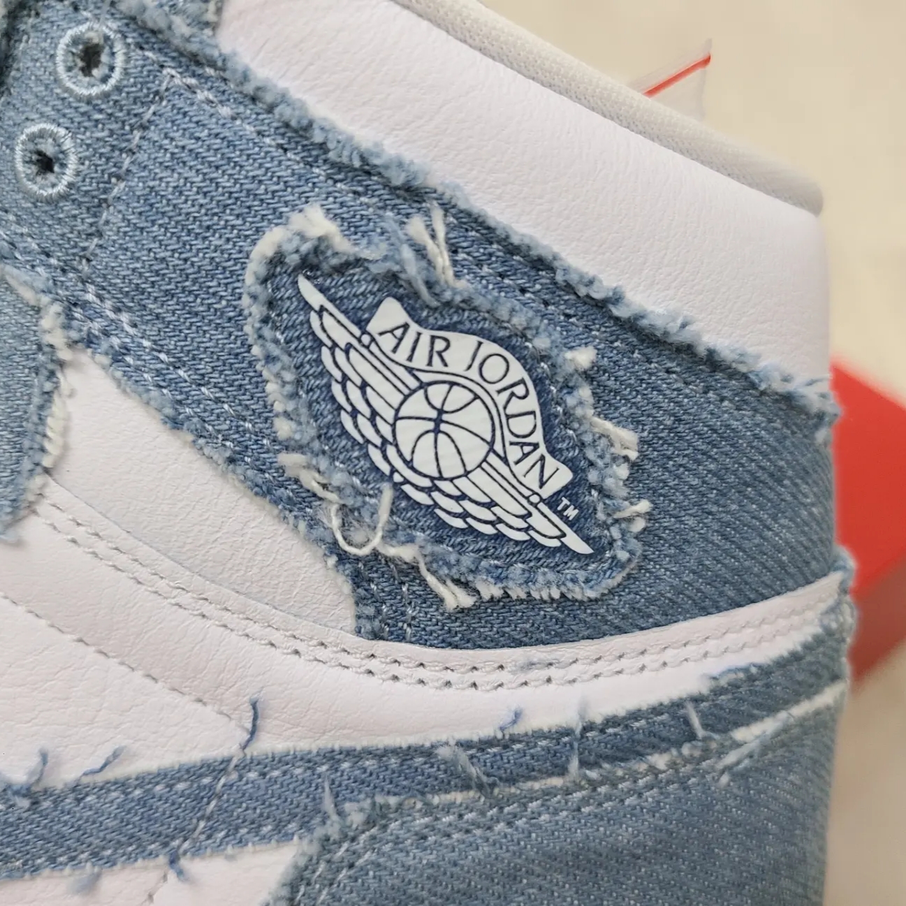 (W) Jordan 1 Retro High OG Denim 착용 스타일 - 3