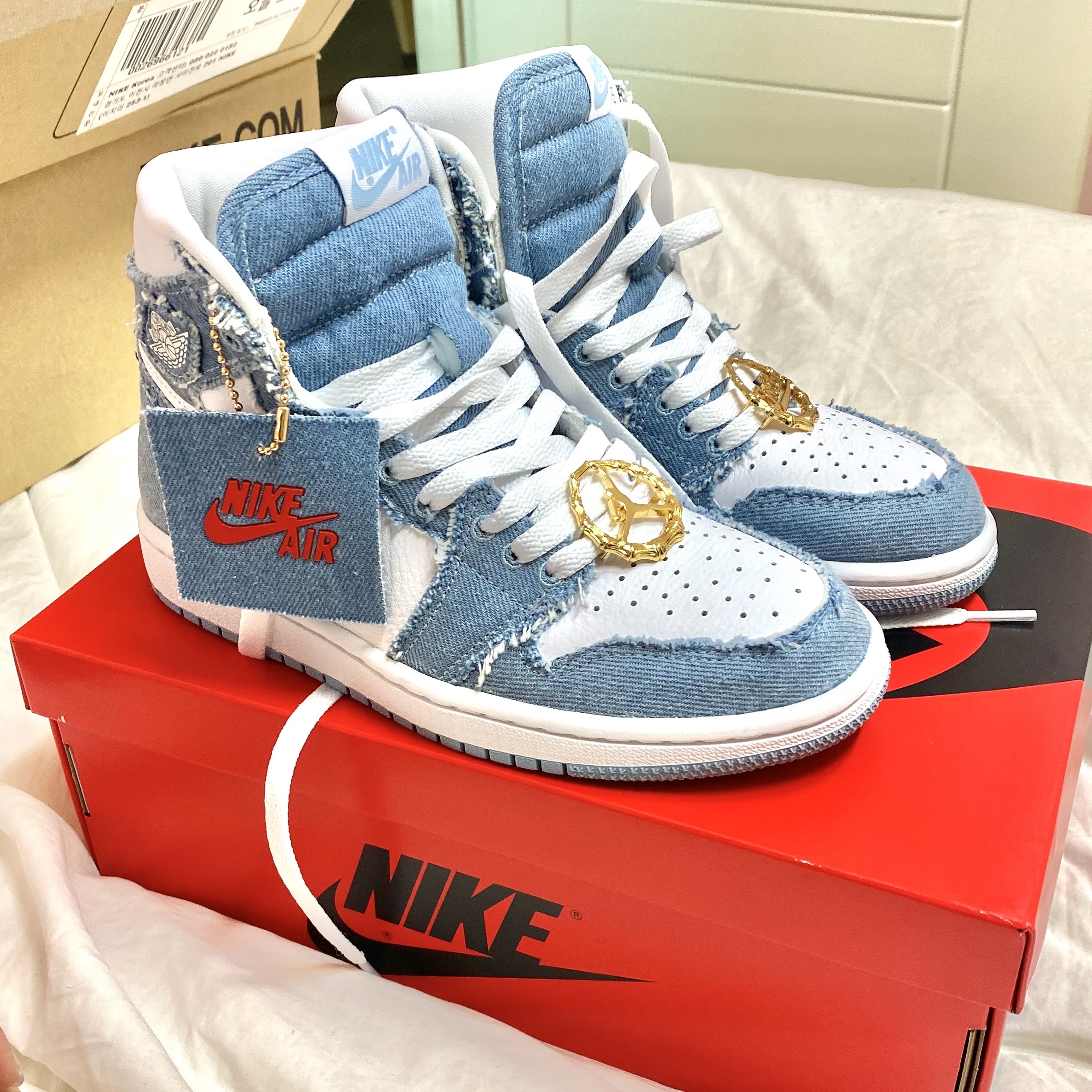 (W) Jordan 1 Retro High OG Denim 착용 스타일