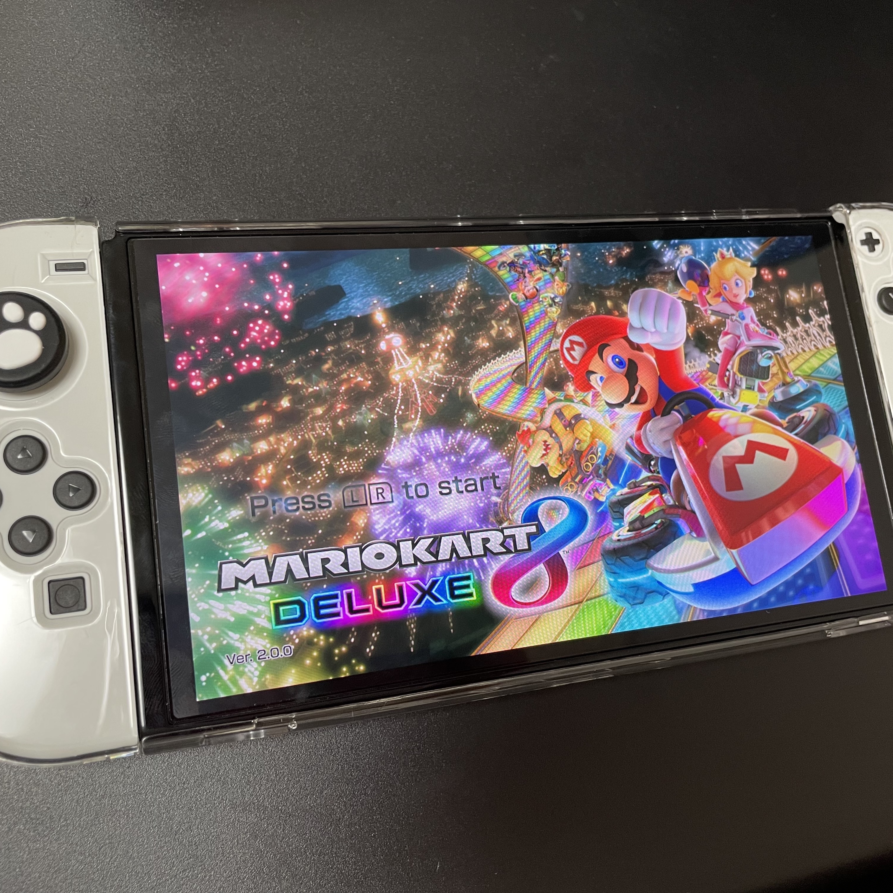 Nintendo Switch OLED White (Korean Ver.) 착용 스타일