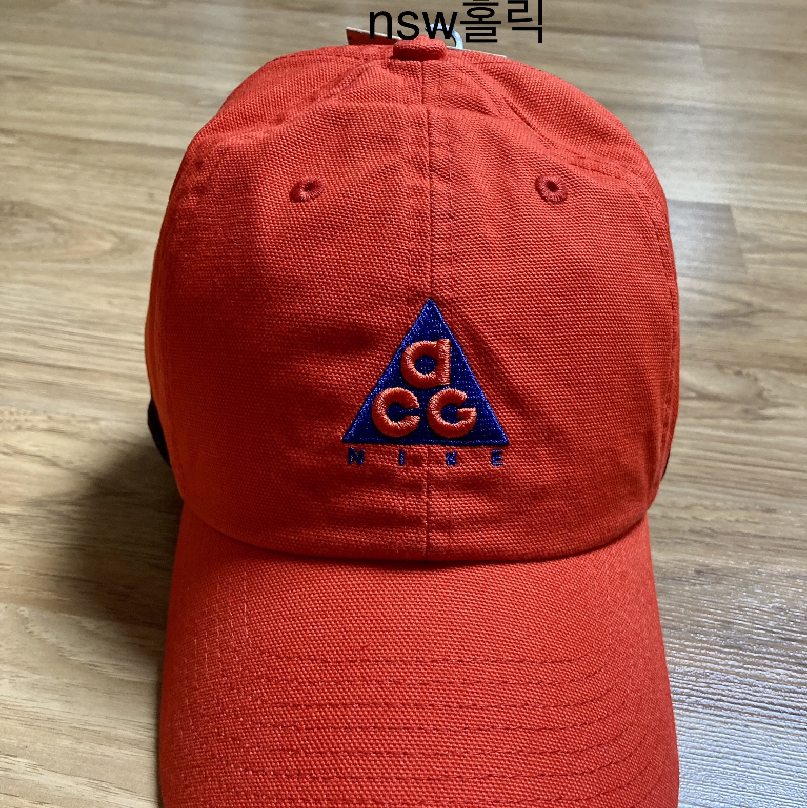 Nike ACG H86 Cap Habanero Red 착용 스타일