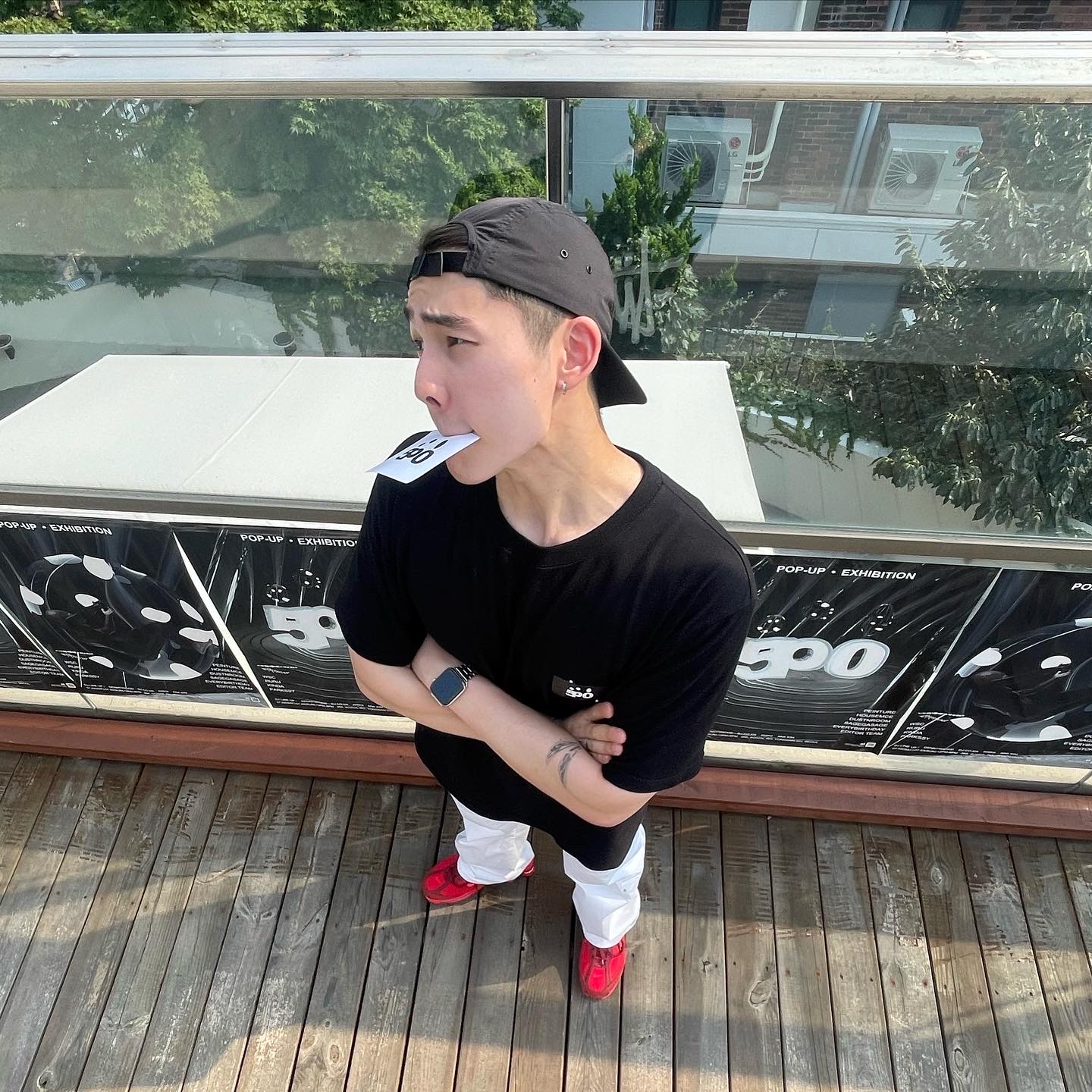Nike x Supreme Shox Ride 2 SP Red, Nike x Off-White NRG Pants White 착용 스타일 - 1