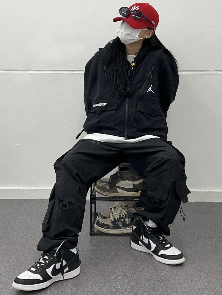 Nike x Ambush Dunk High Black 착용 스타일 - 1
