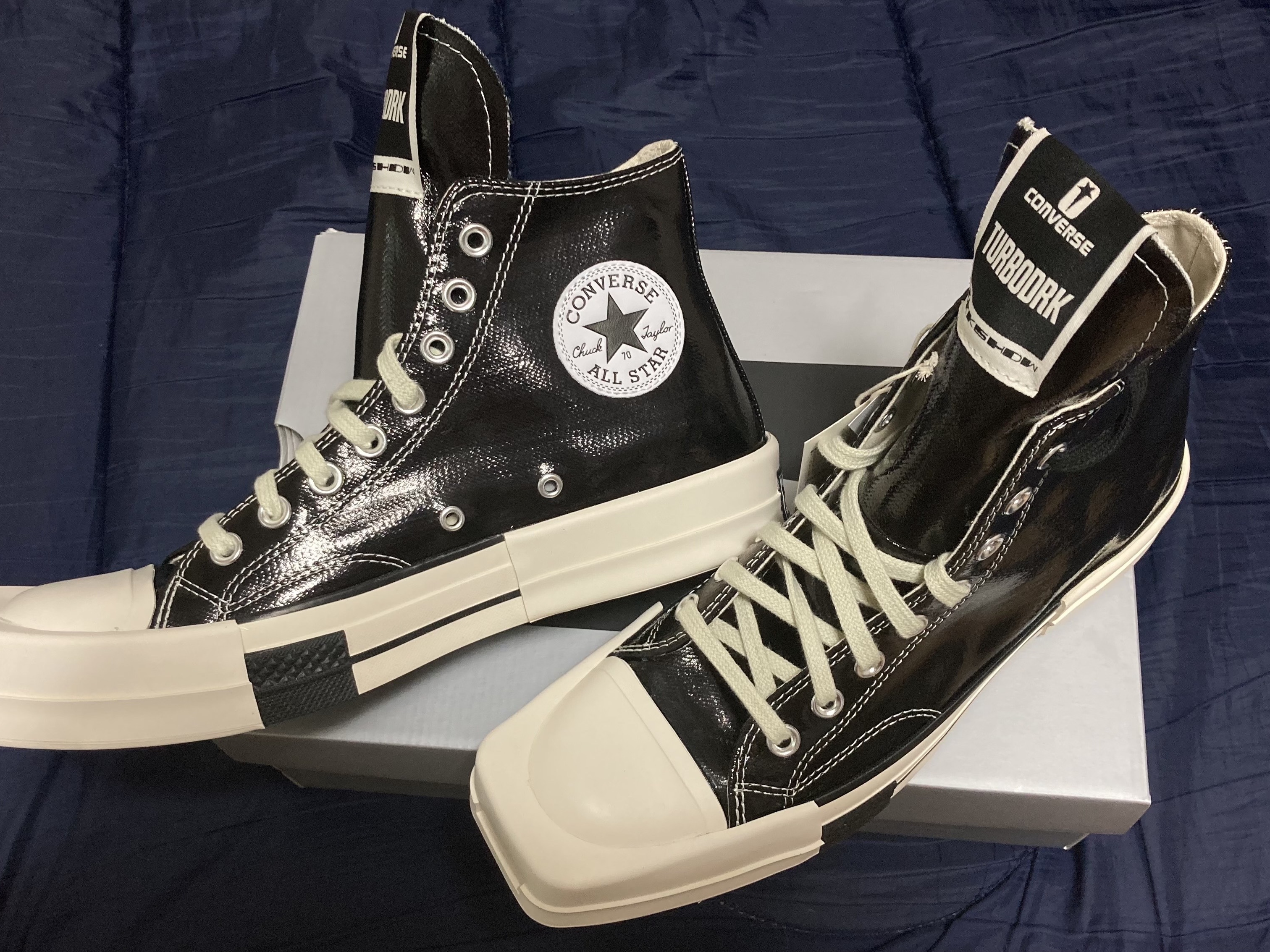 Converse x Drkshdw Turbodrk Chuck 70 Hi Black Lacquered Denim 착용 스타일 - 1