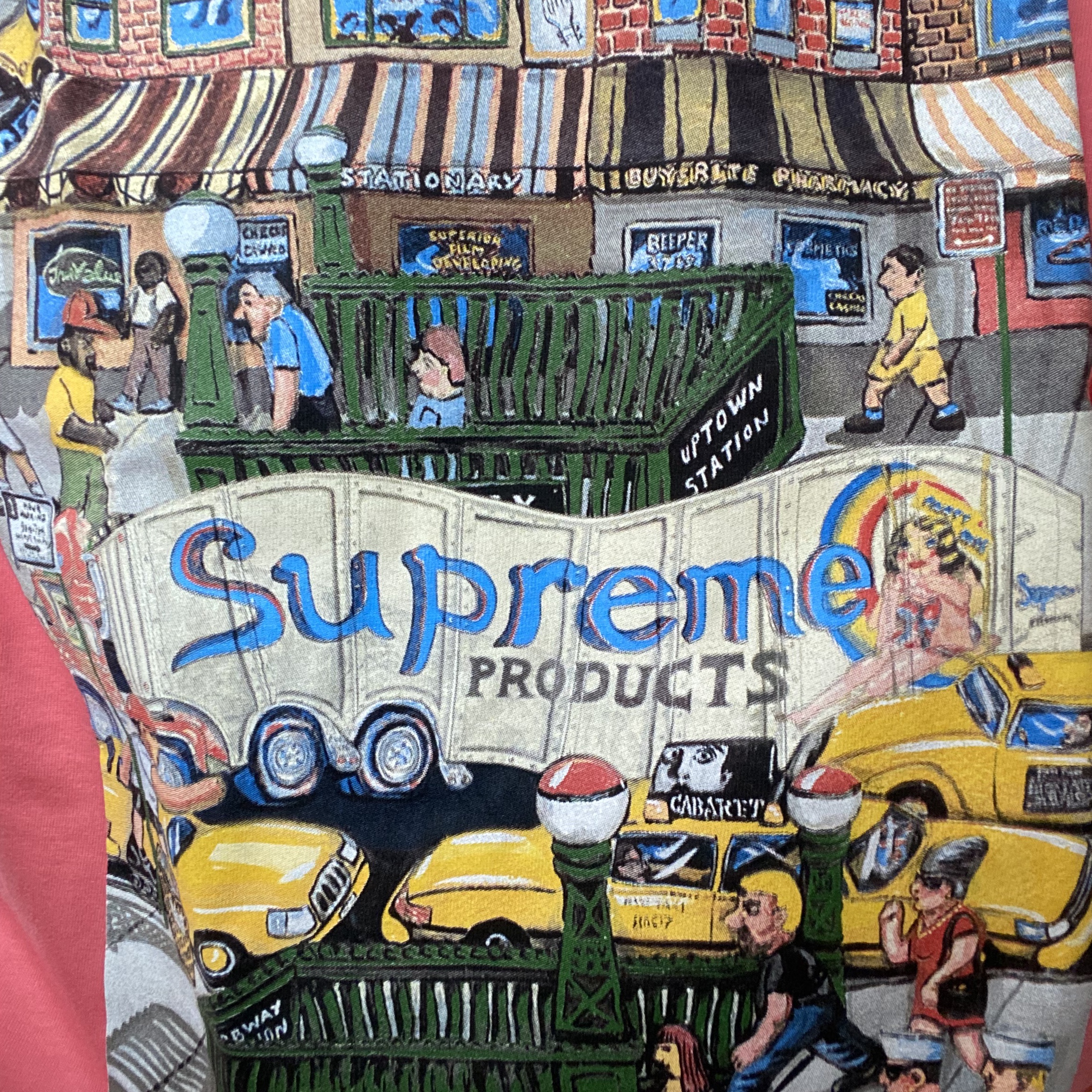 Supreme Manhattan T-Shirt Bright Coral - 22SS 착용 스타일 - 1