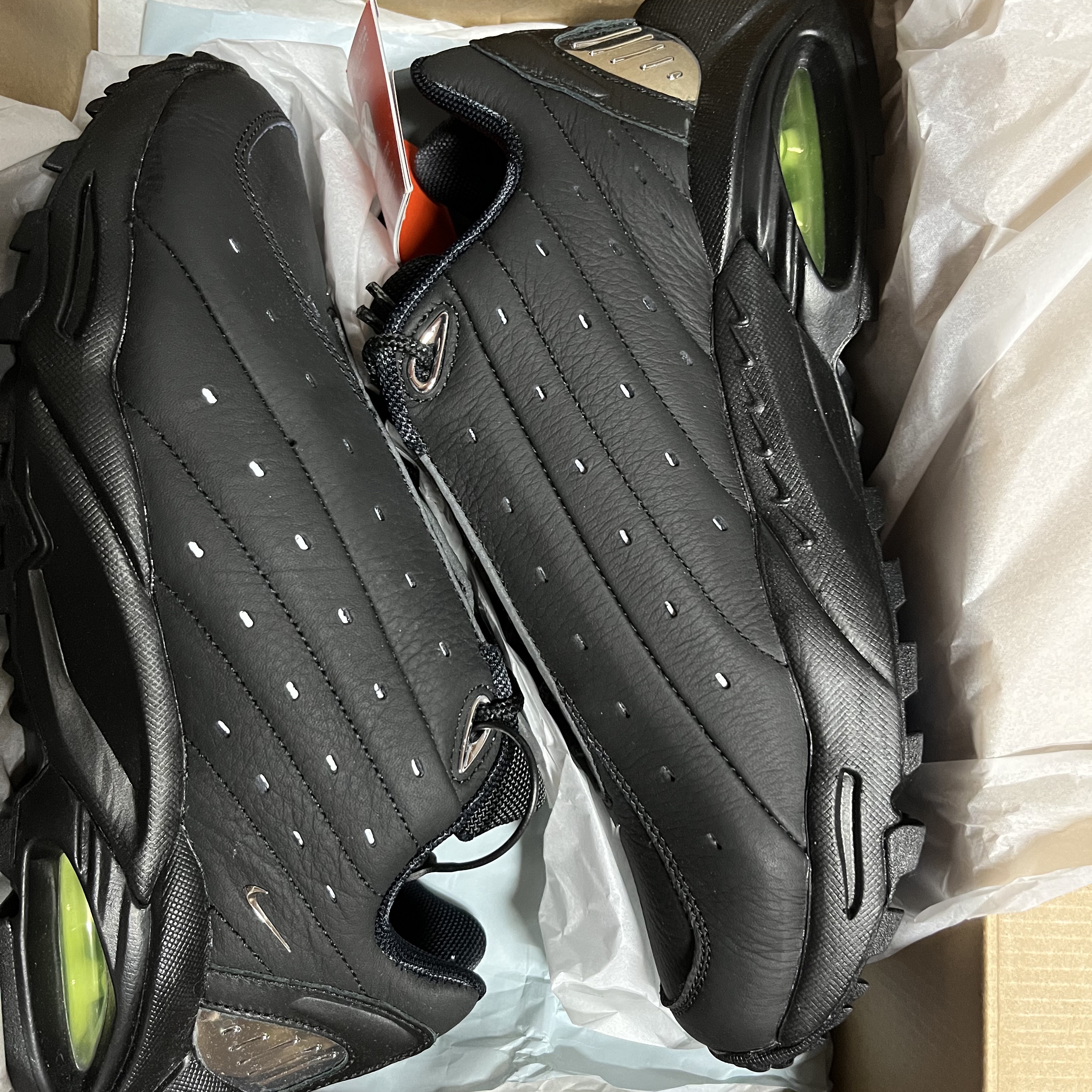 Nike x Drake Nocta Hot Step Air Terra Triple Black 착용 스타일