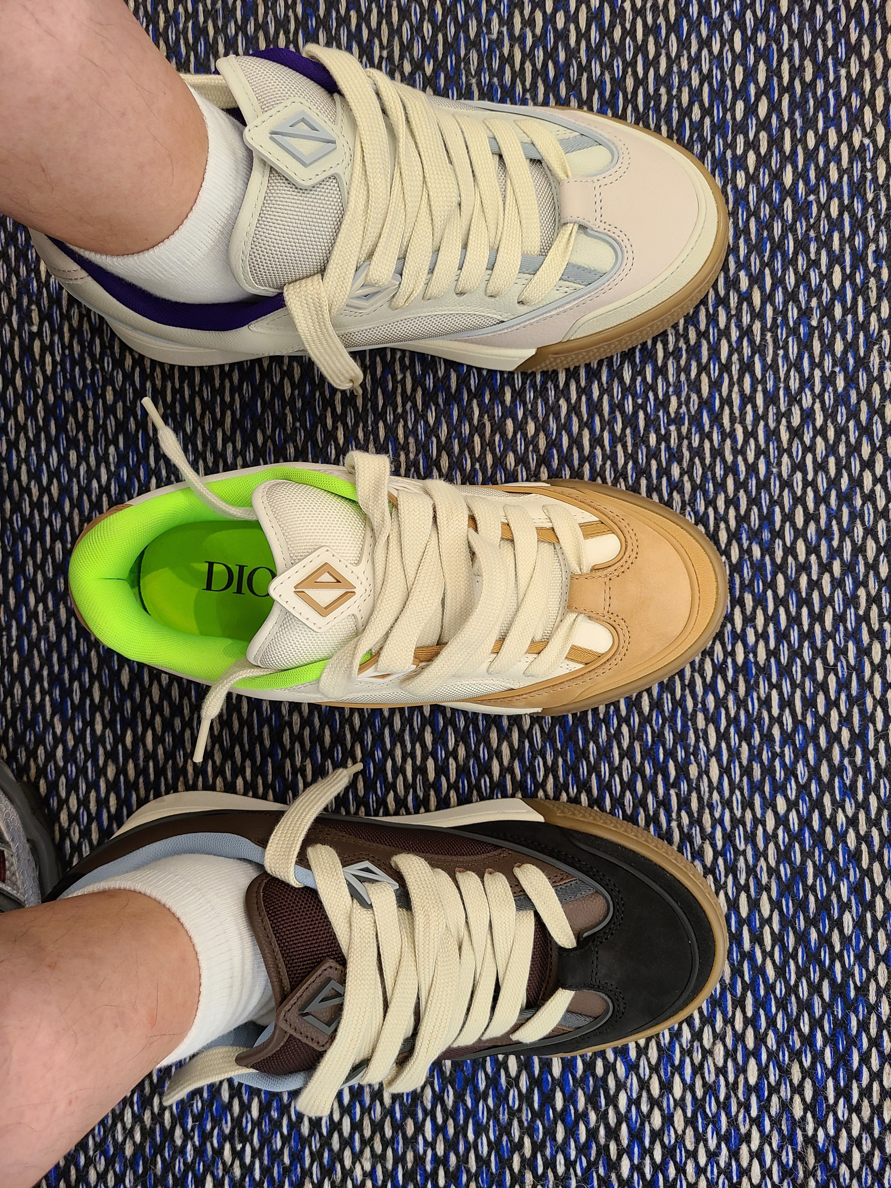 Dior x Cactus Jack B713 Sneakers Mocha Black, Dior x Cactus Jack B713 Sneakers Cream 착용 스타일 - 2