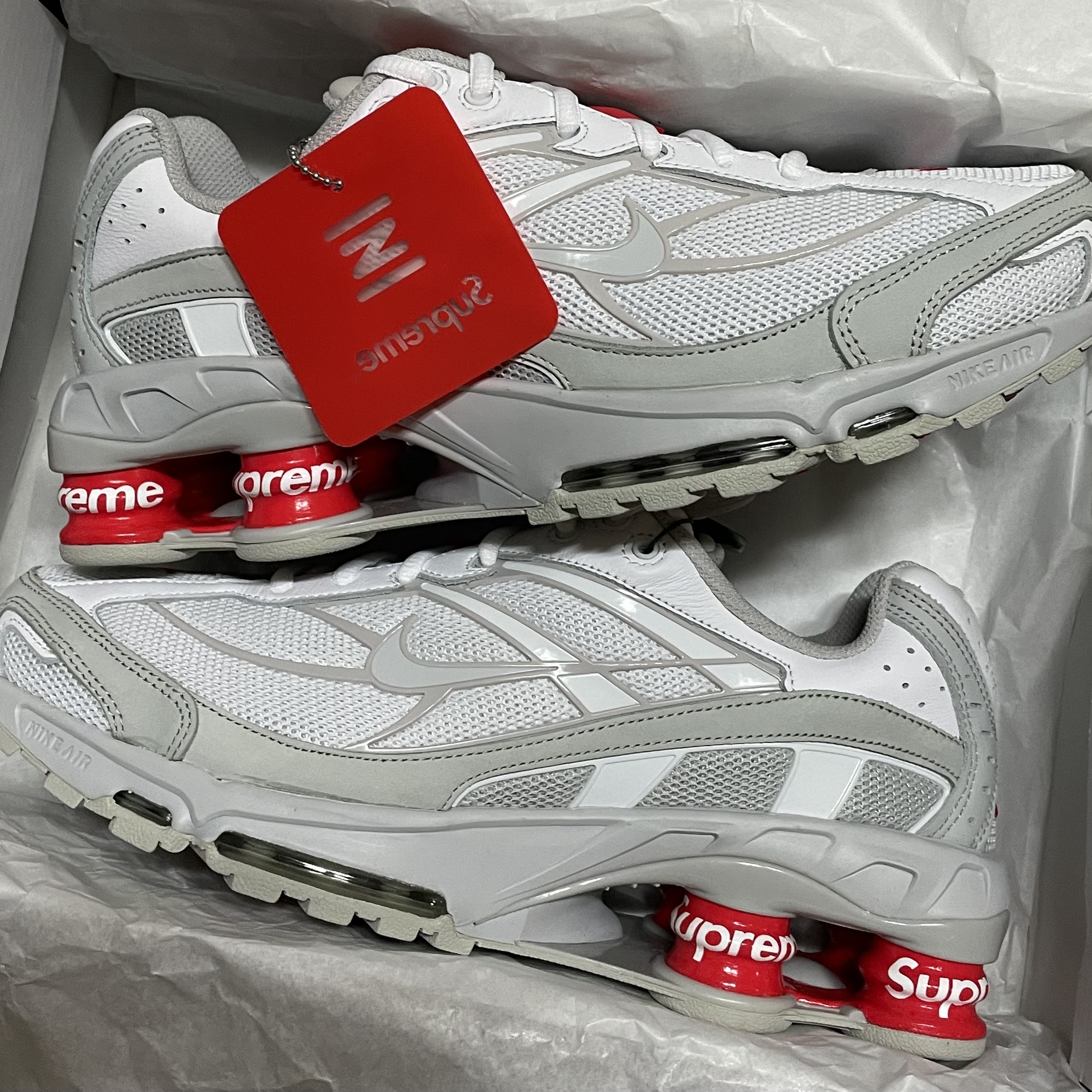 Nike x Supreme Shox Ride 2 SP White 착용 스타일