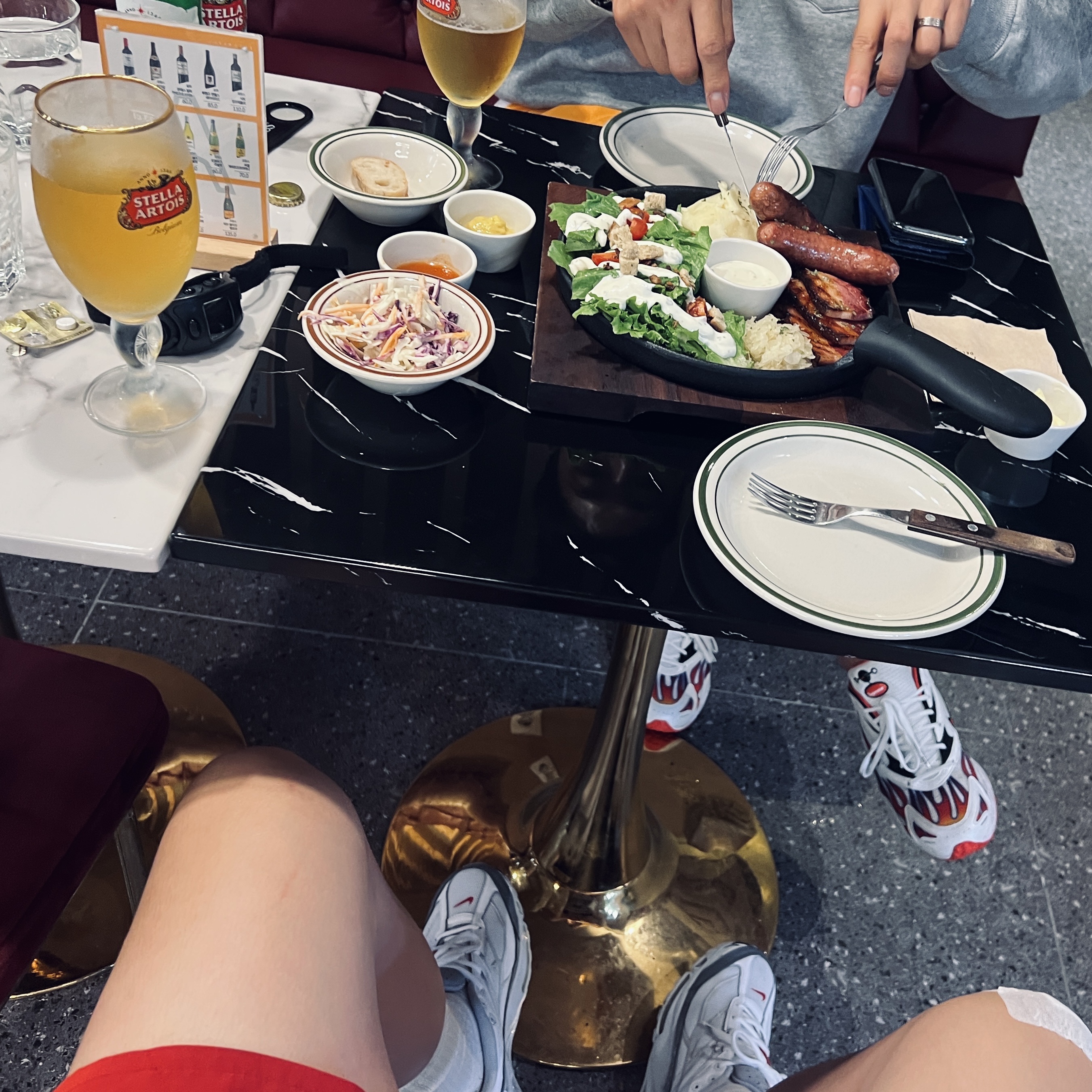 Nike x Supreme Shox Ride 2 SP White, Nike x Supreme Zoom Streak Spectrum Plus White 착용 스타일 - 2