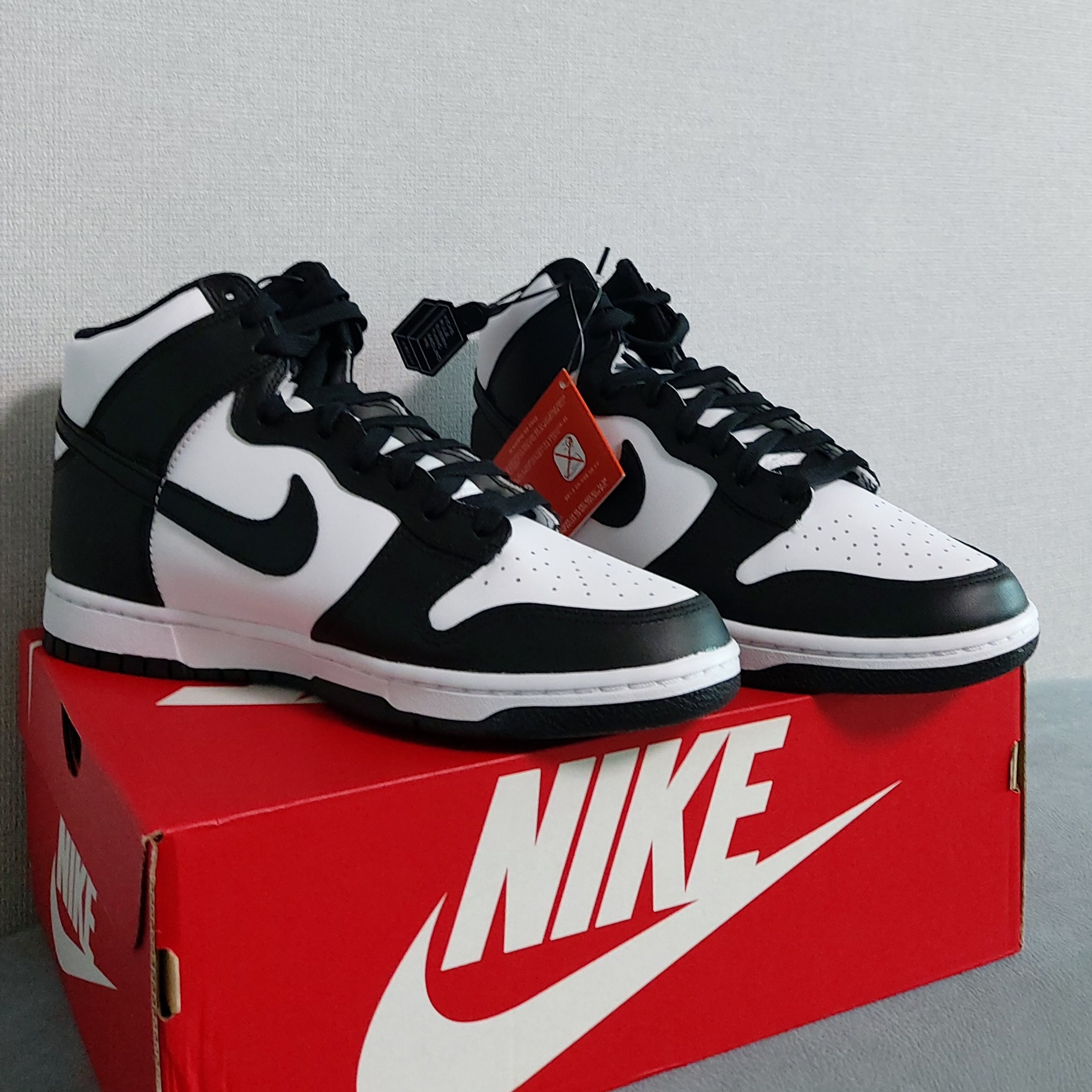 Nike Dunk High Retro Championship White 착용 스타일