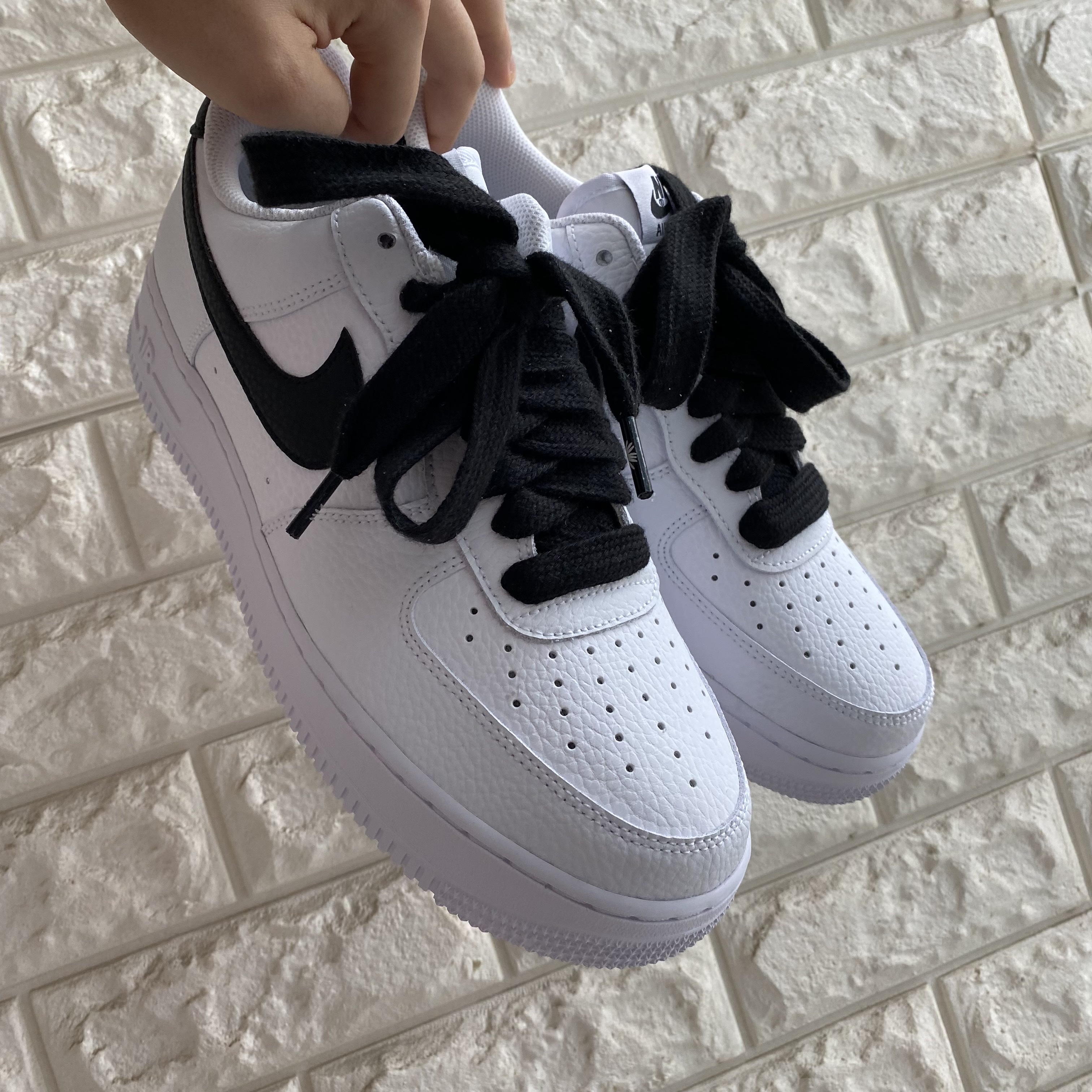 Nike Air Force 1 '07 White Black 착용 스타일 - 2