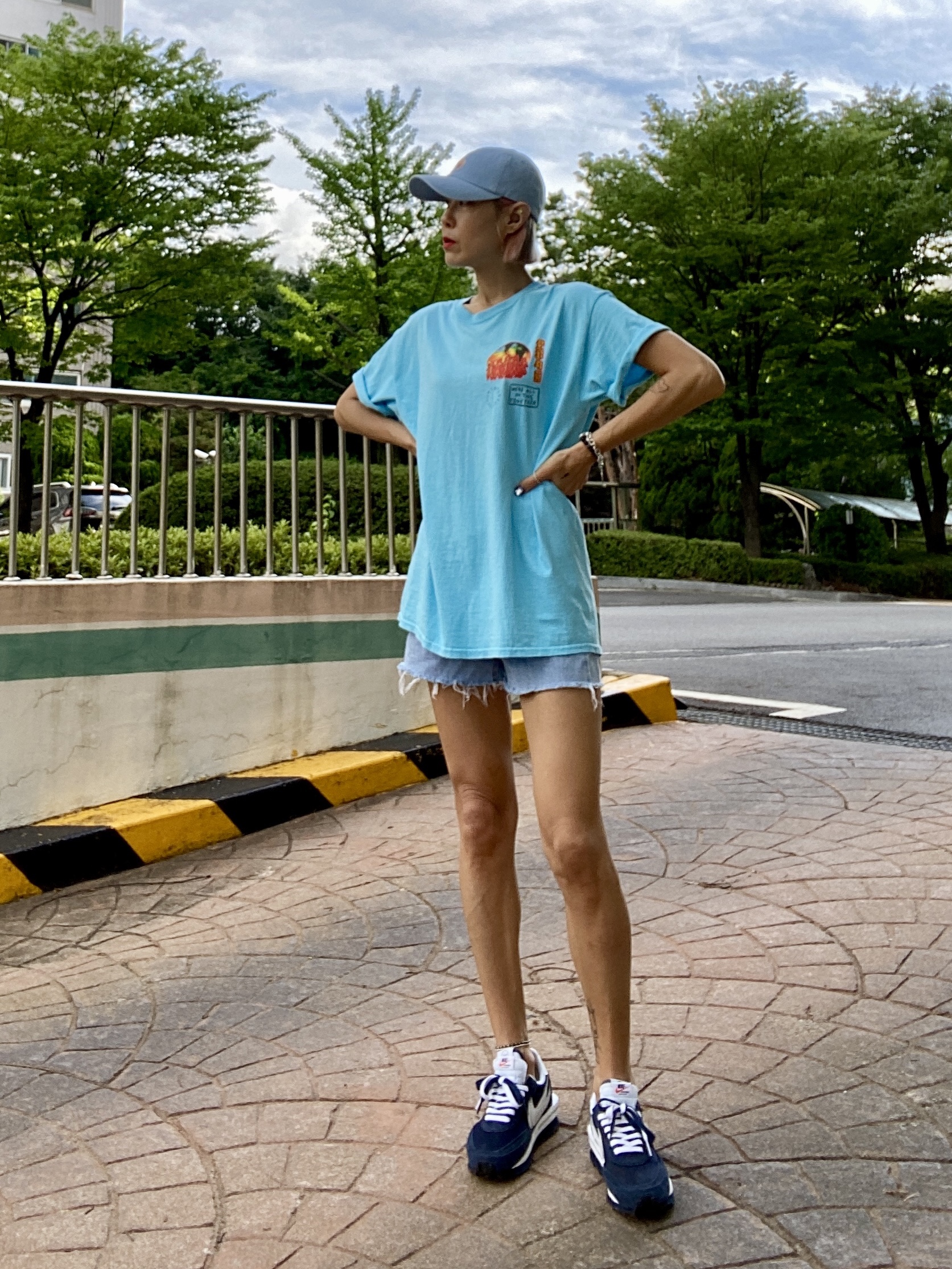 Nike x Sacai x Fragment LDWaffle Blackened Blue 착용 스타일 - 1