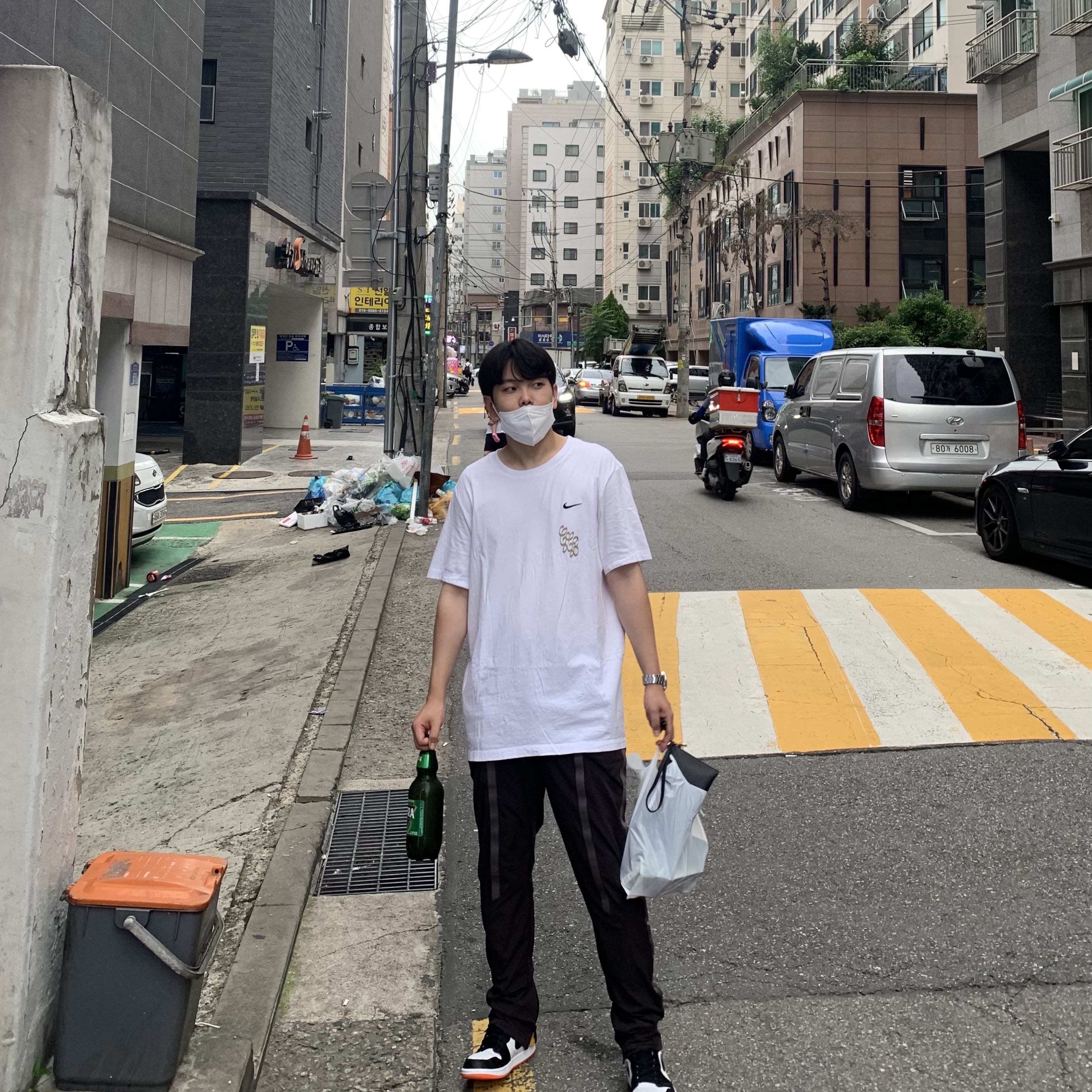 Undermycar Amsell Multi Taping Teeth Pants Arrow Wood - 22SS, Jordan 1 Retro High OG Electro Orange 착용 스타일