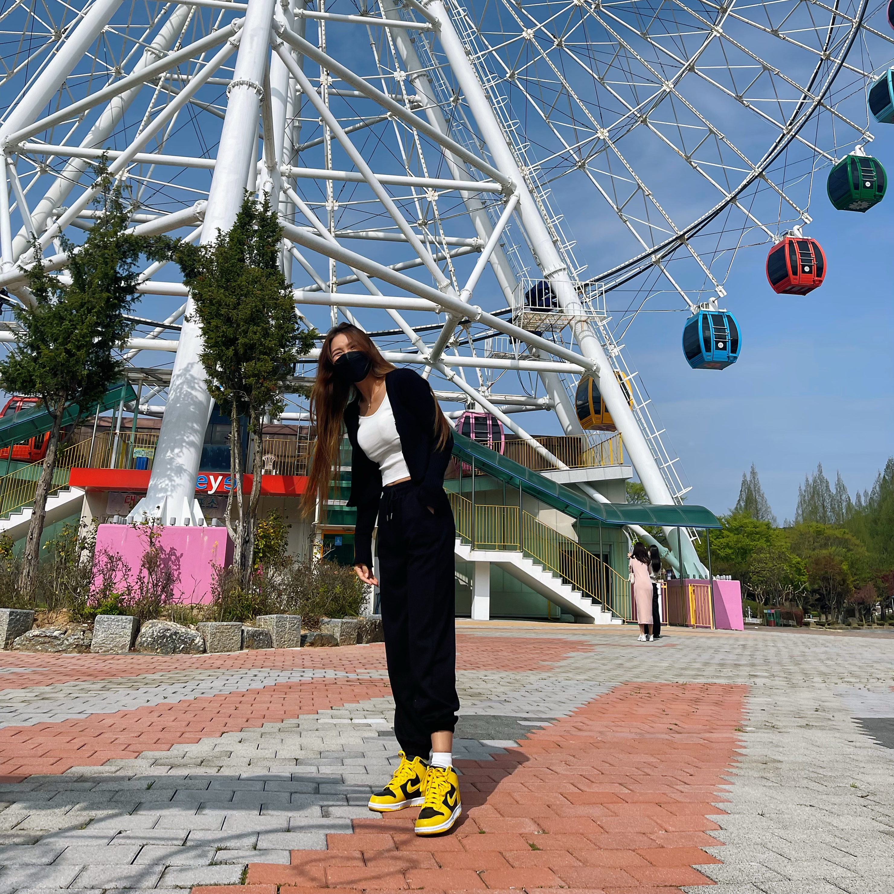 Nike Dunk High SP Varsity Maize 착용 스타일
